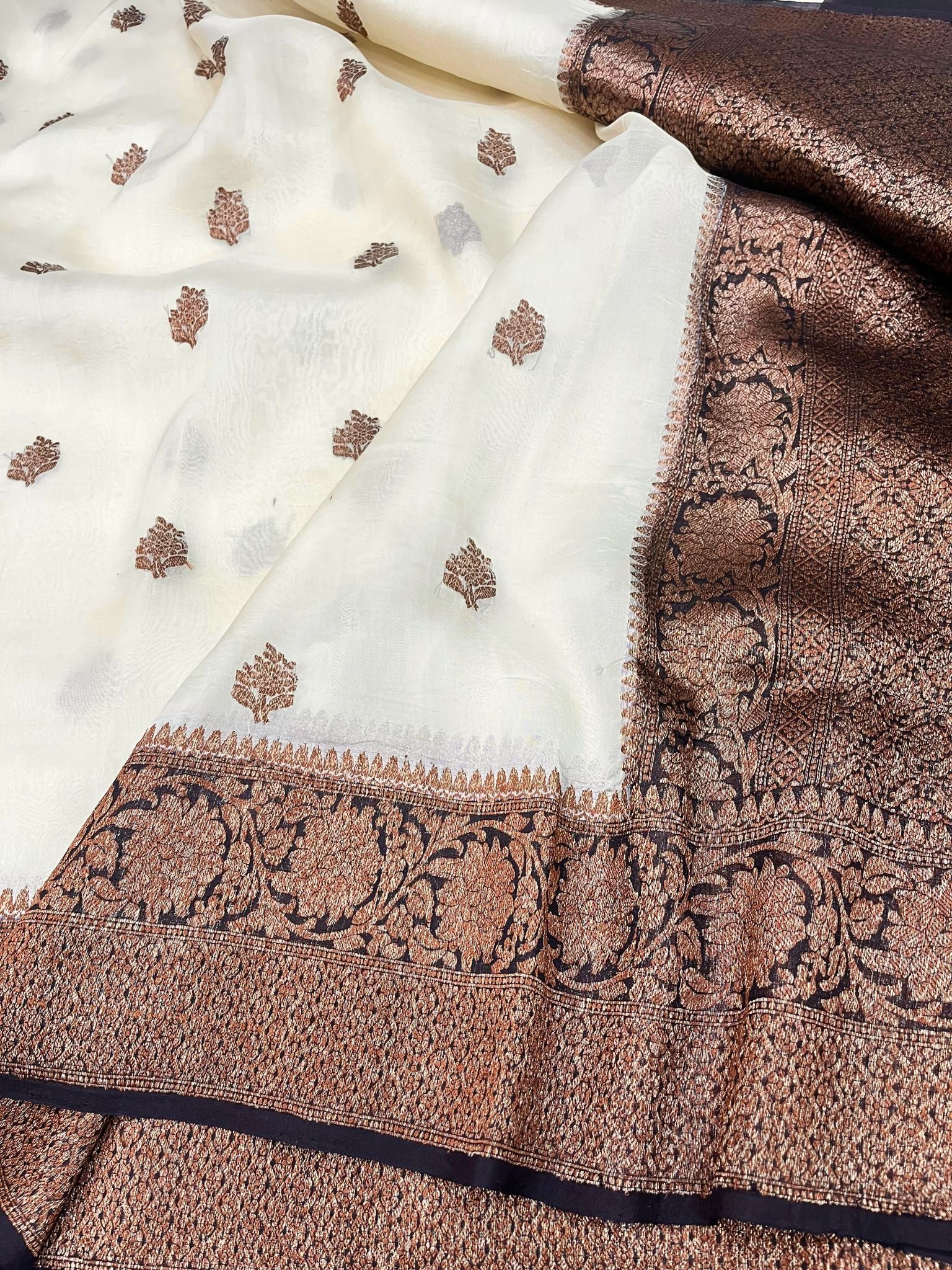 Pure Kora Silk Handloom Banarasi Saree