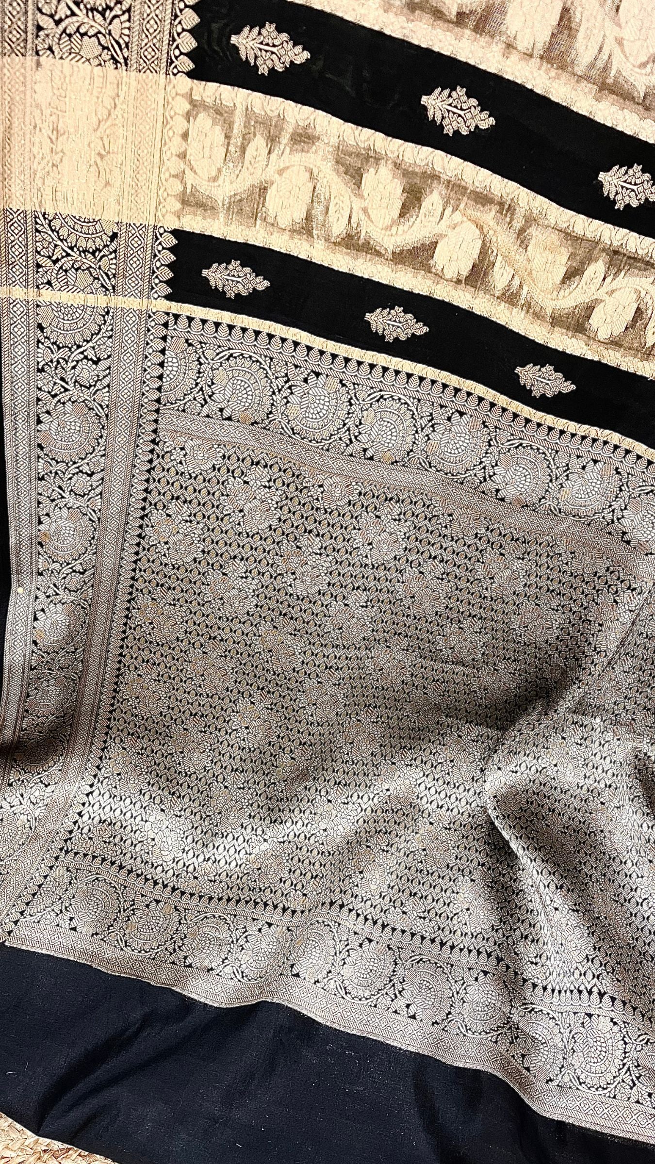 Pure Chiniya Tissue Silk Banarasi Saree