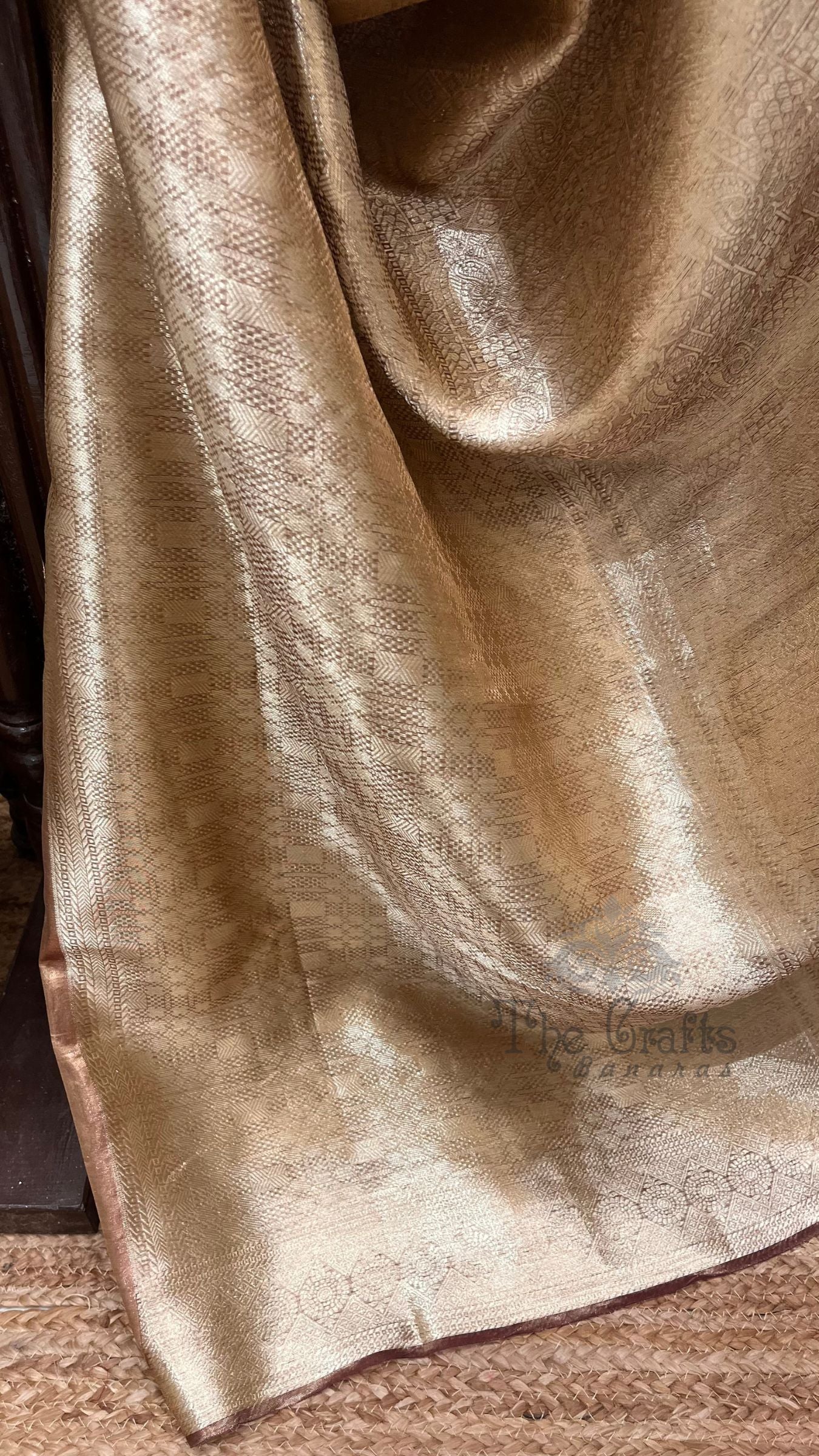 Pure Tissue Brocade Banarasi Saree