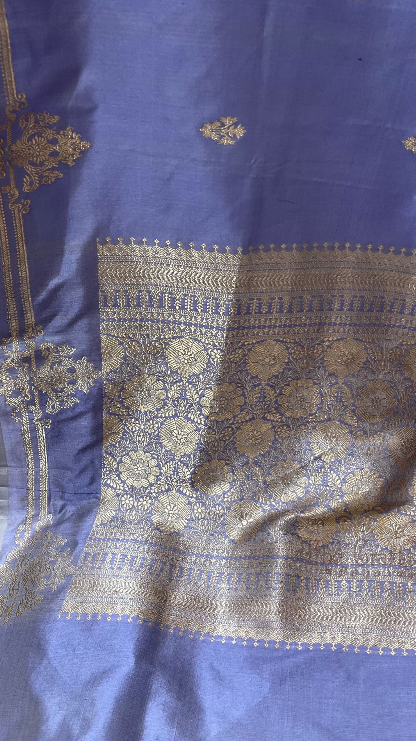 Pure Katan Silk Handloom Banarasi Saree - Kadhua Motifs