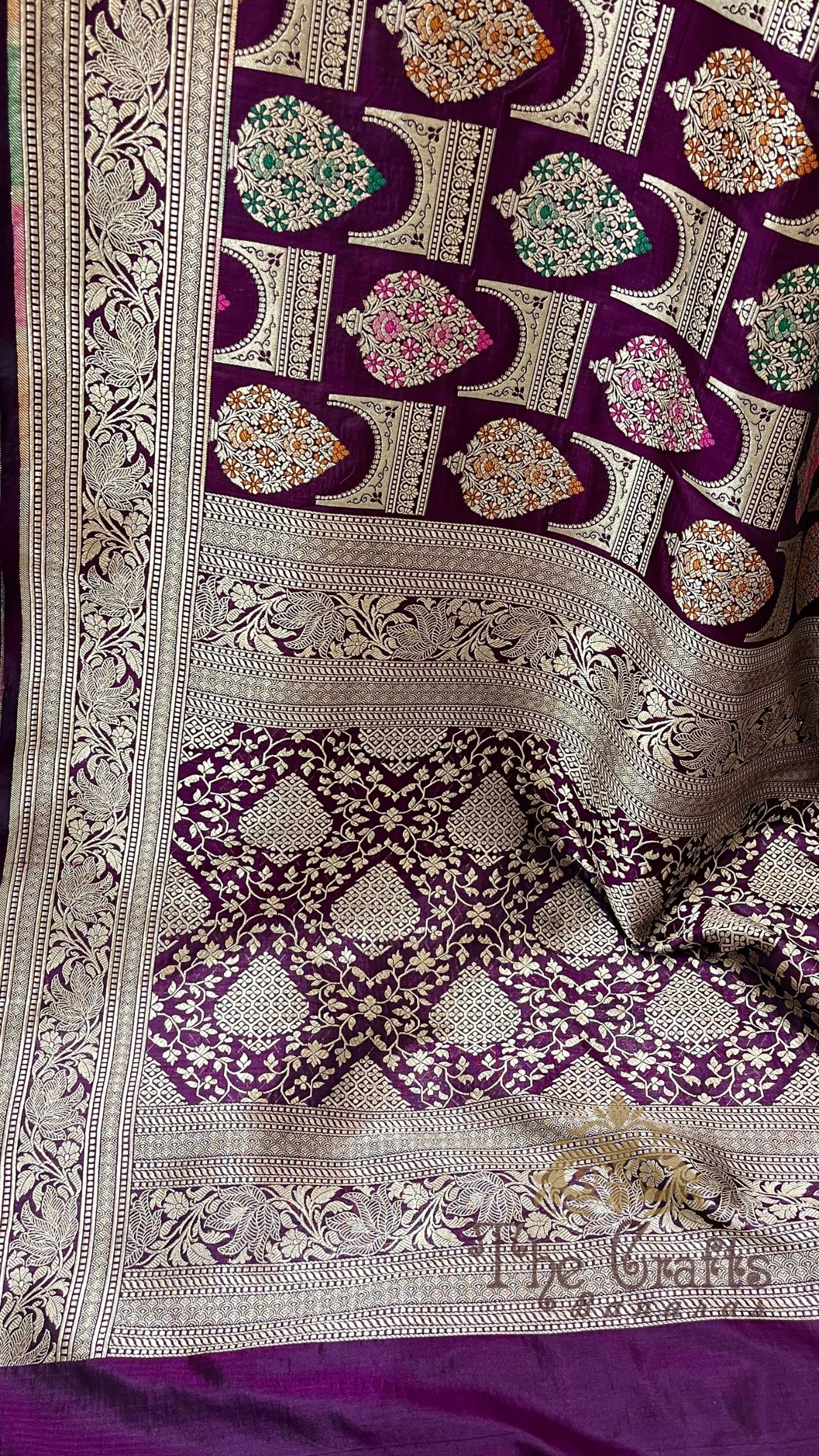Pure Katan Silk Handloom Banarasi Saree - Jaal work with Meenakari