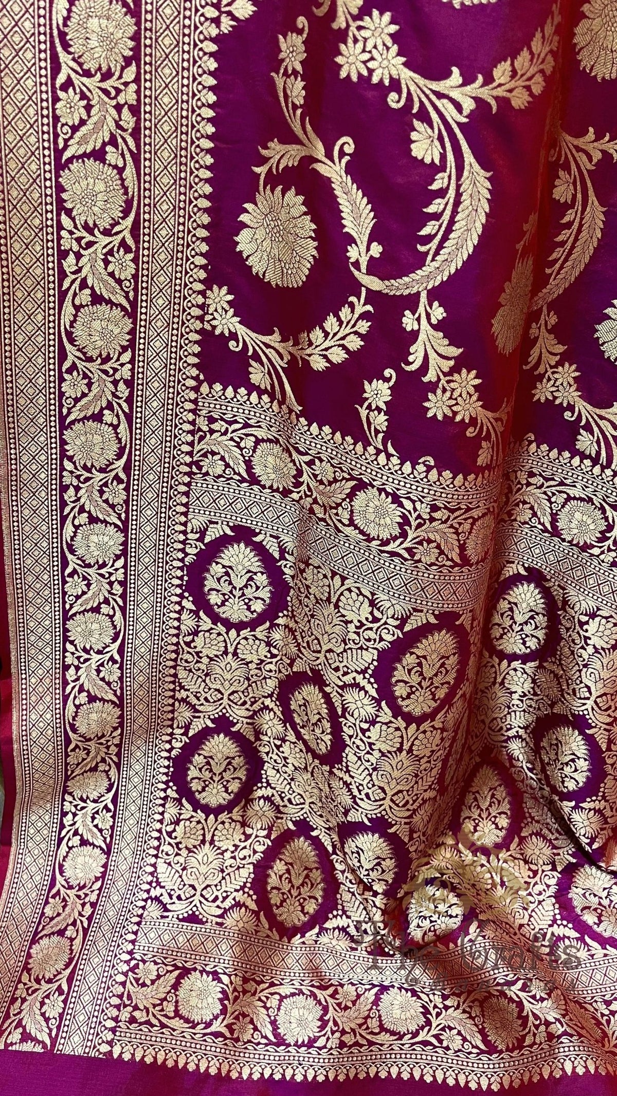 Pure Katan Silk Handloom Banarasi Saree - Jaal work
