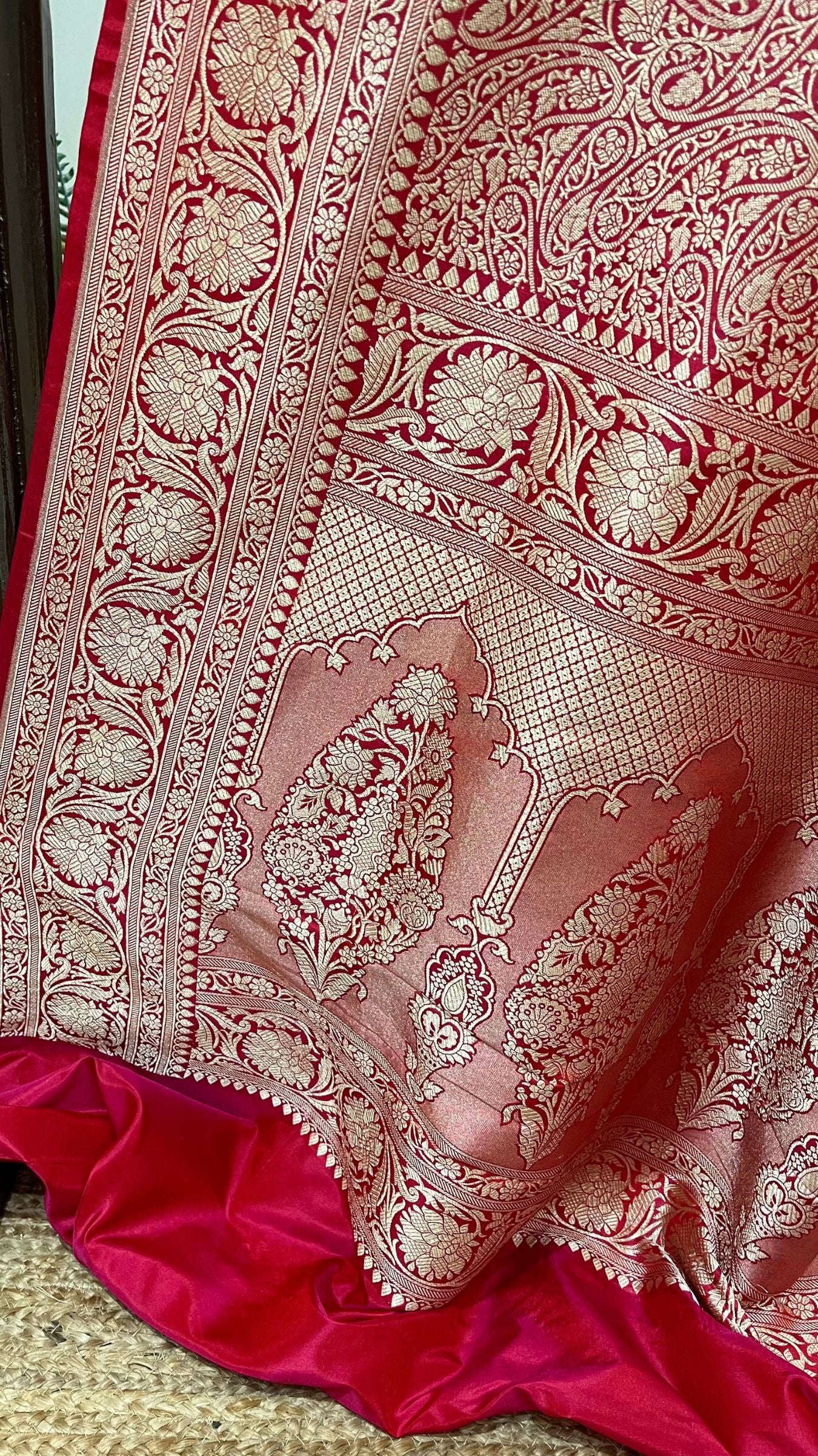 Pure Katan Silk Handloom Banarasi Saree - Tanchui Brocade