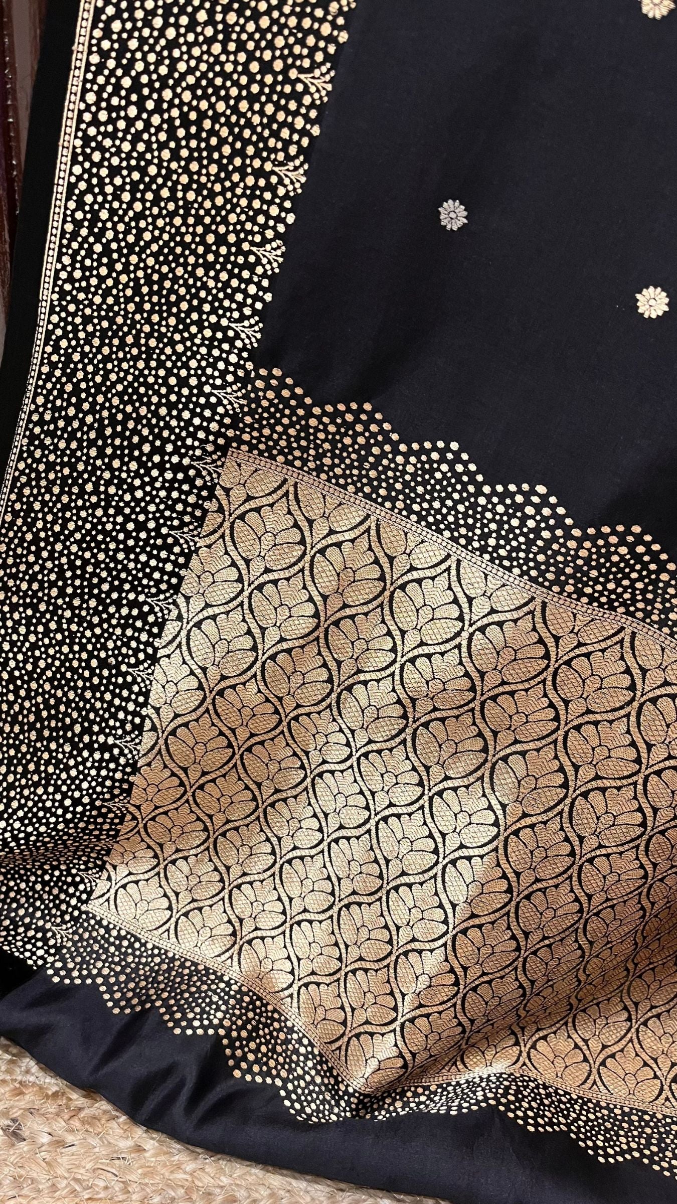 Pure Mango Silk Handloom Banarasi Saree
