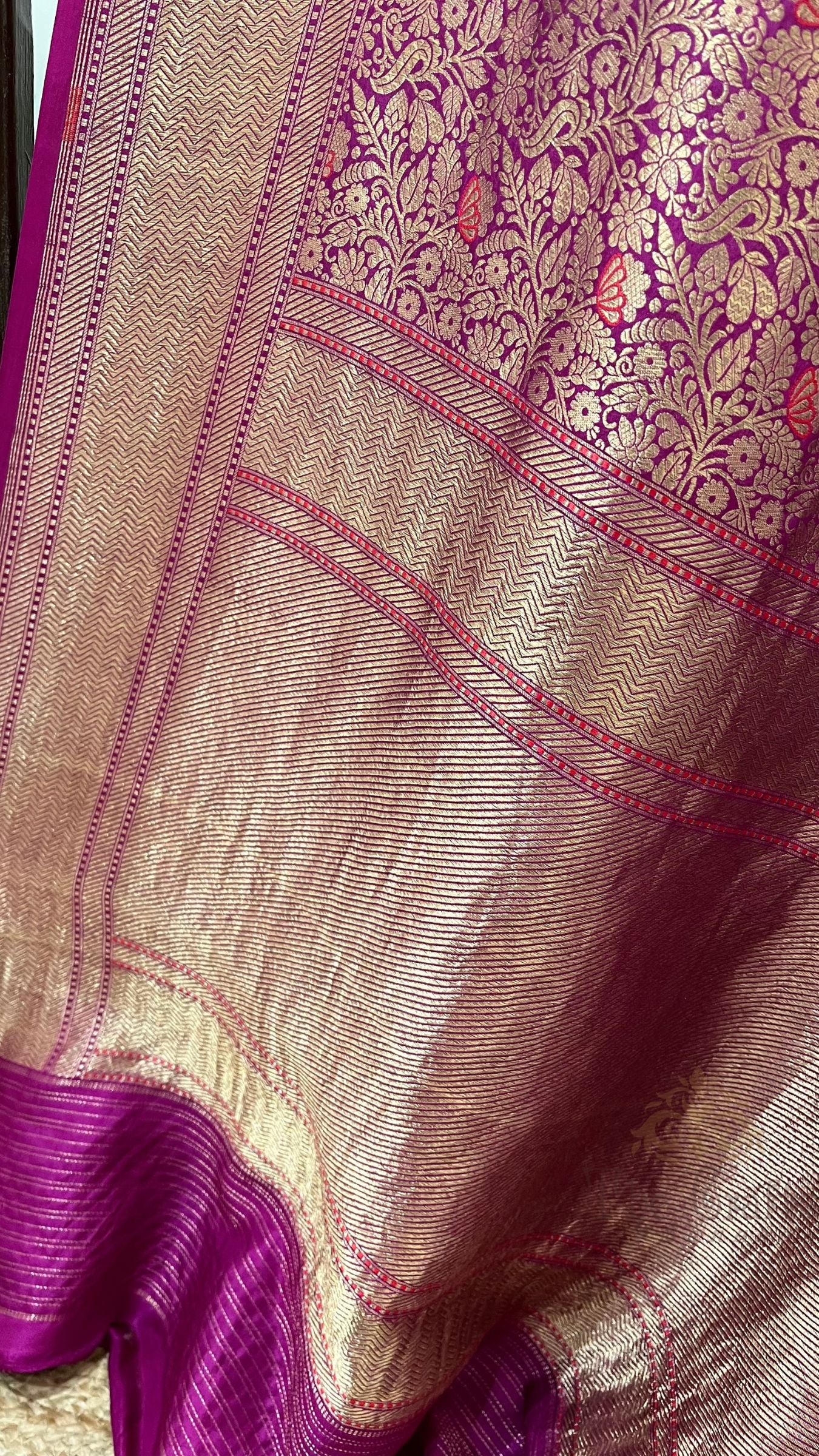 Pure Katan Silk Handloom Banarasi Saree - Tanchui Brocade Meena