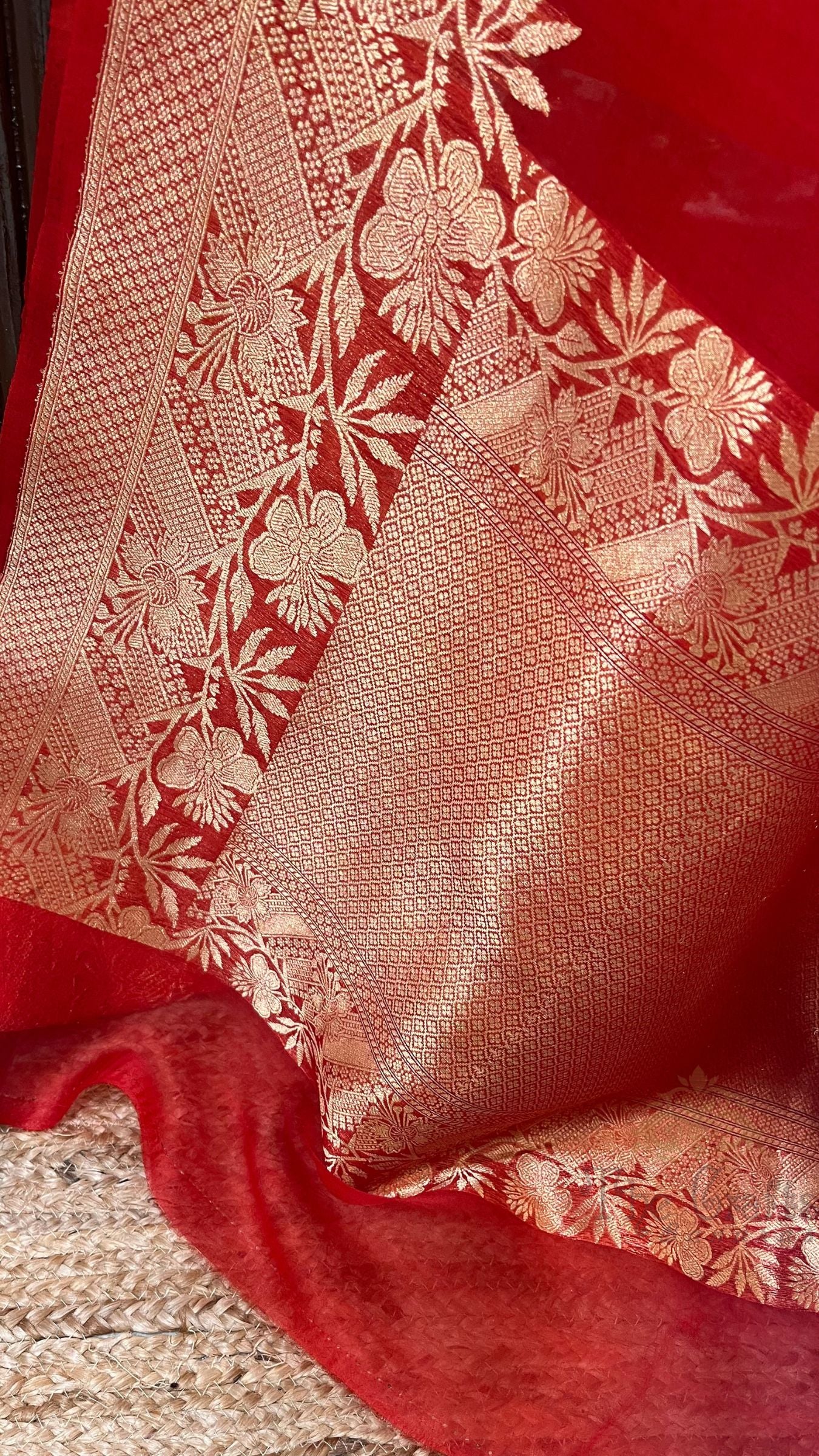 Pure Kora Silk Handloom Banarasi Saree