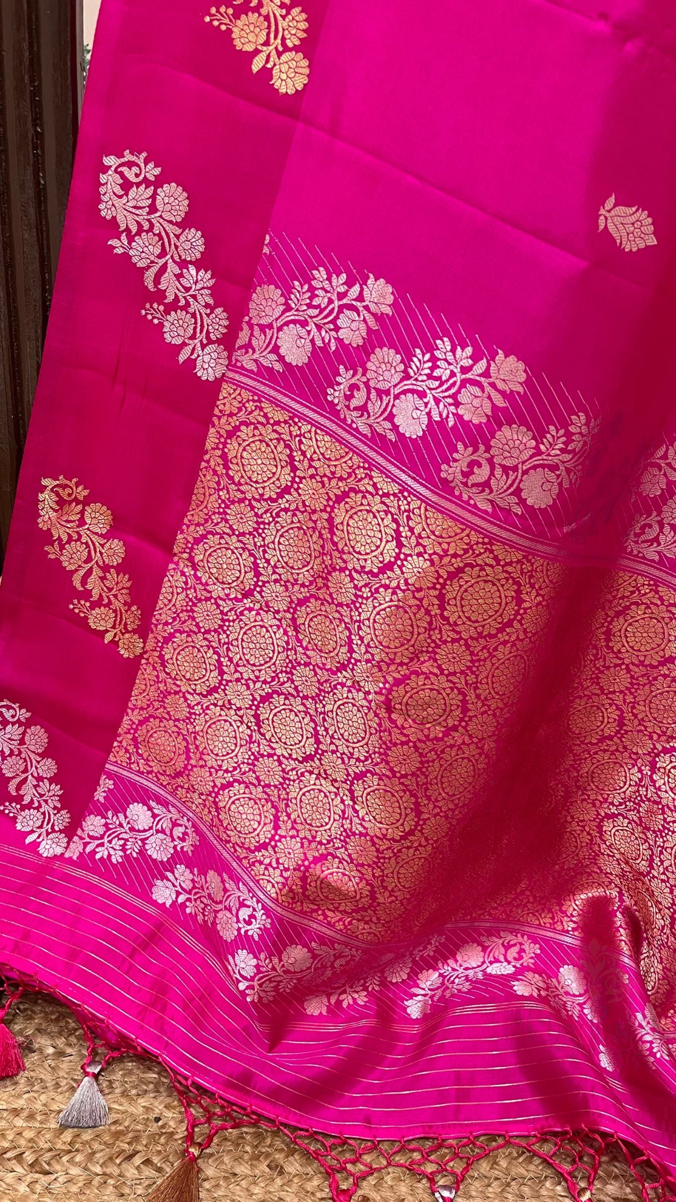 Pure  Mango Silk Handloom Banarasi Saree