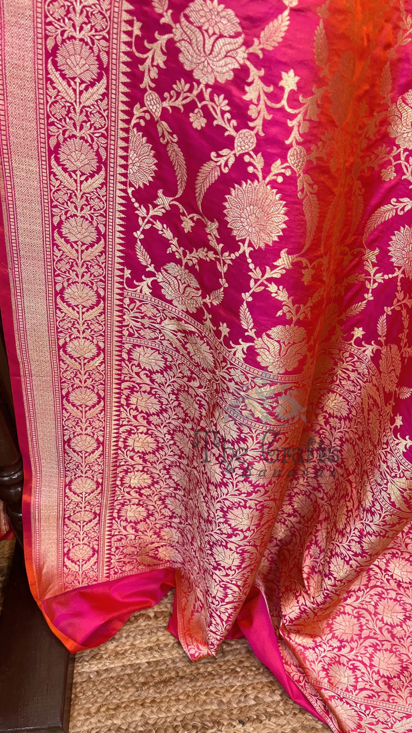 Pure Katan Silk Handloom Banarasi Saree - Jaal work