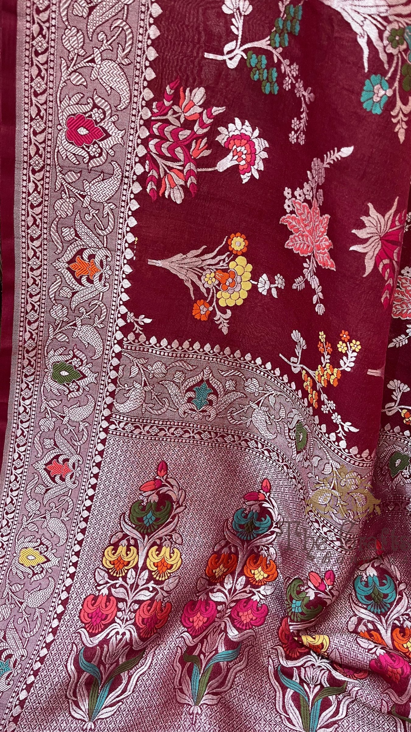 Tussar Georgette Handloom Banarasi Saree - Jaal with Meenakari