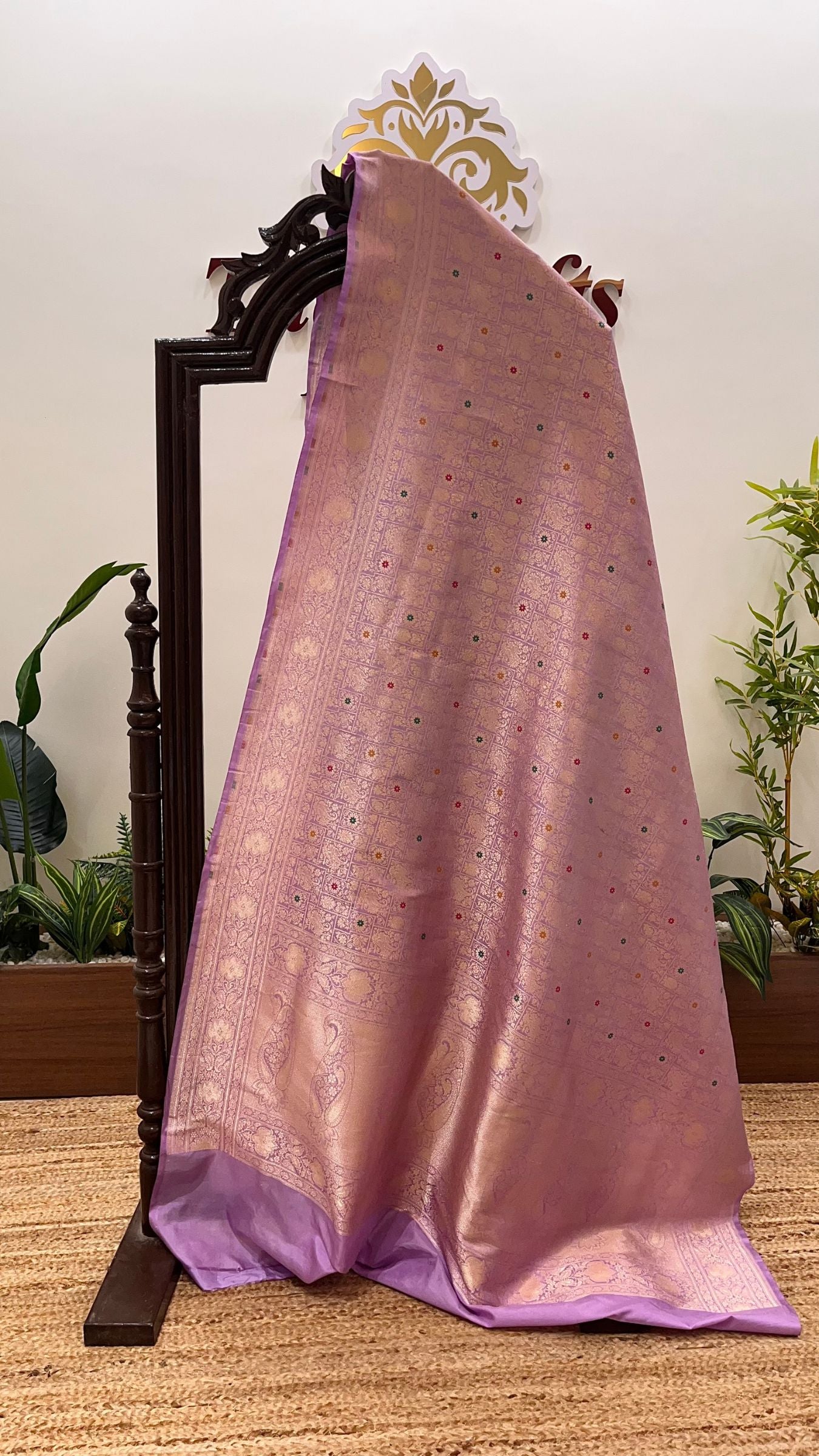 Pure Katan Silk Handloom Banarasi Saree - Tanchui Brocade Meena