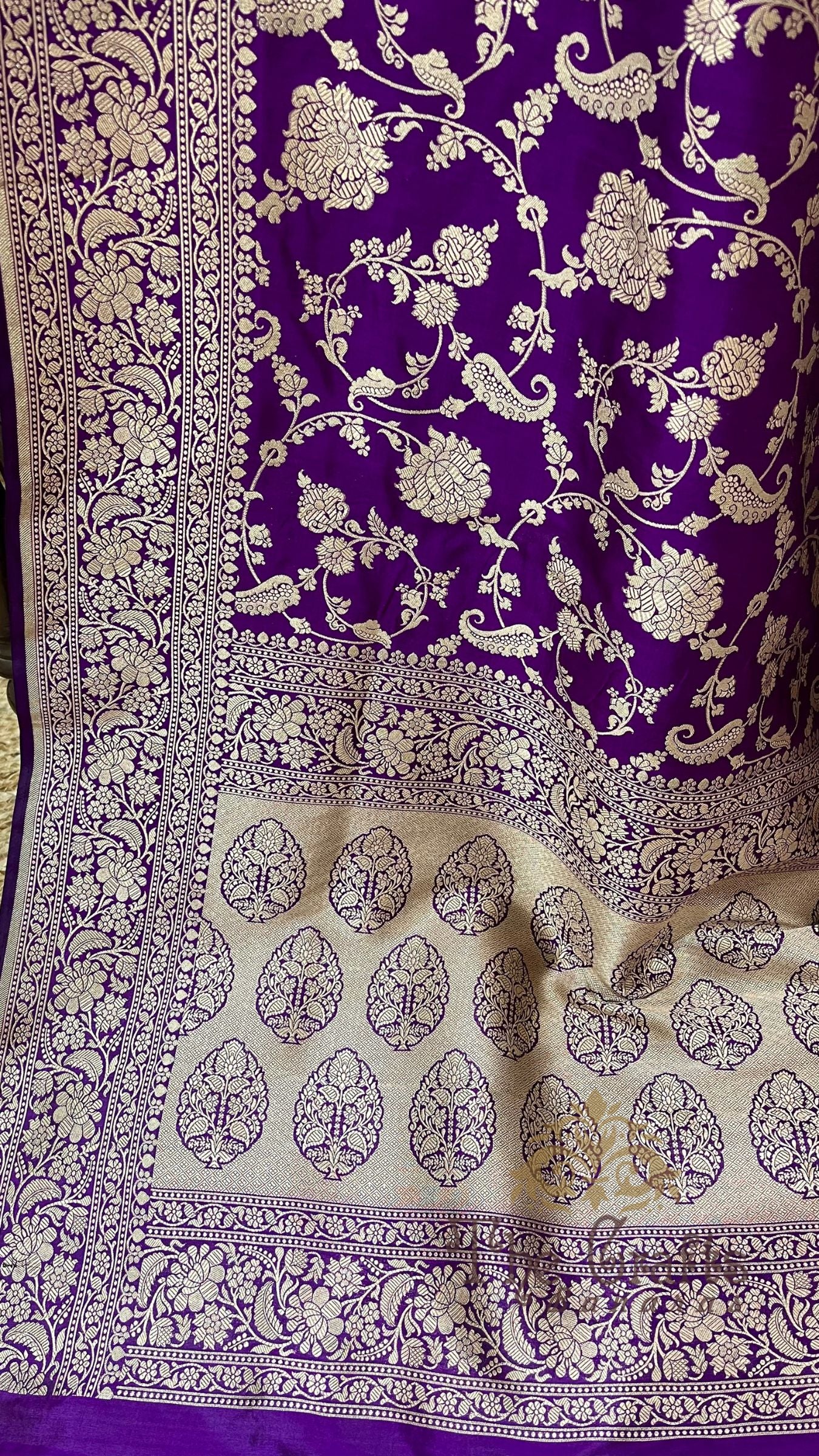 Pure Katan Silk Handloom Banarasi Saree - Jaal work