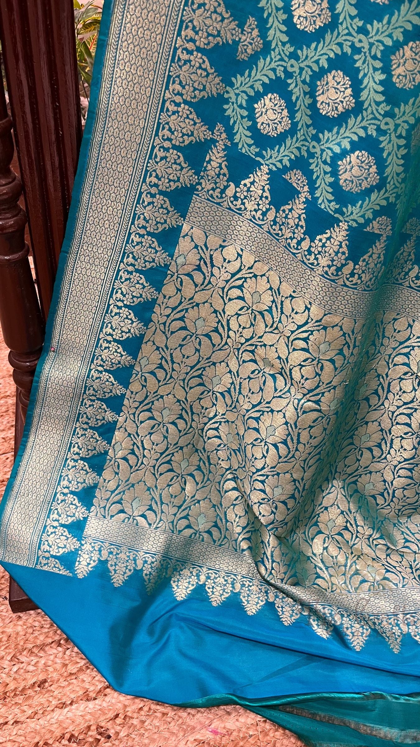 Pure Cotton Silk Banarasi Brocade Handloom Saree - Meenakari
