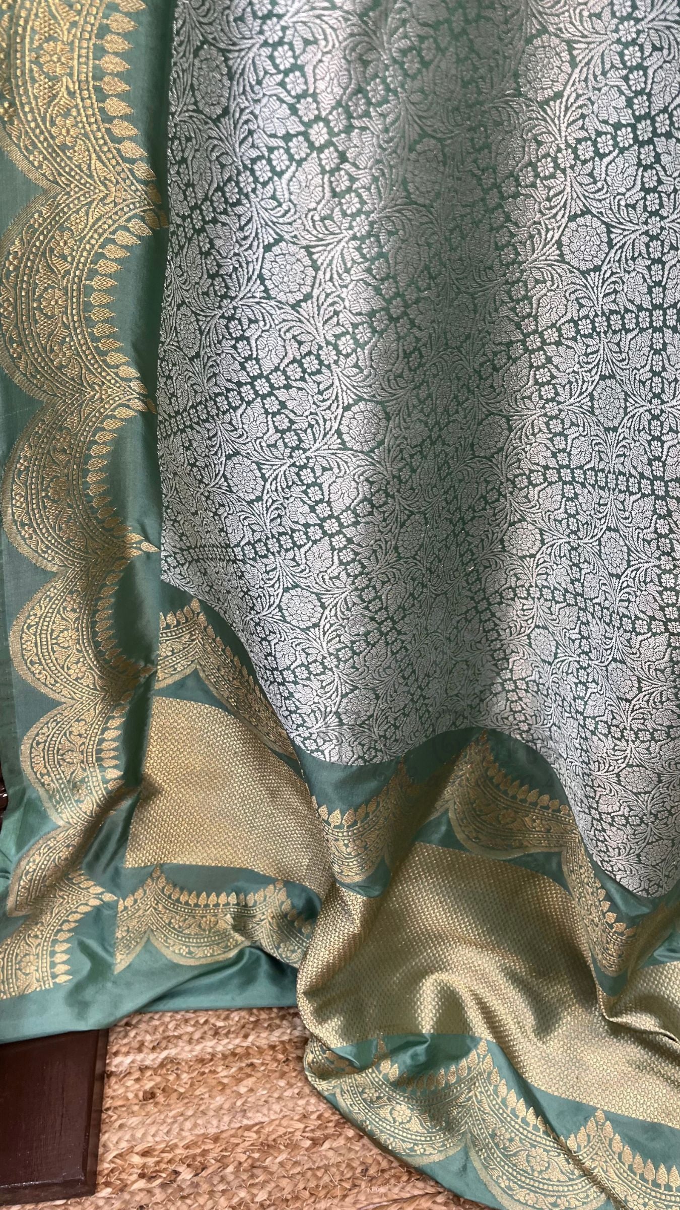 Pure Katan Silk Handloom Banarasi Saree - Kadhua Tanchui Brocade
