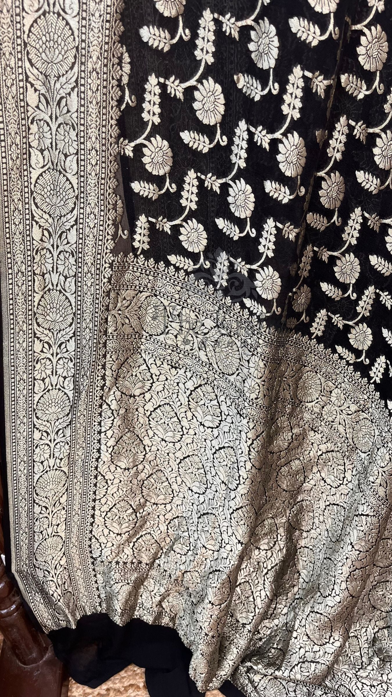 Khaddi Georgette Handloom Banarasi Saree