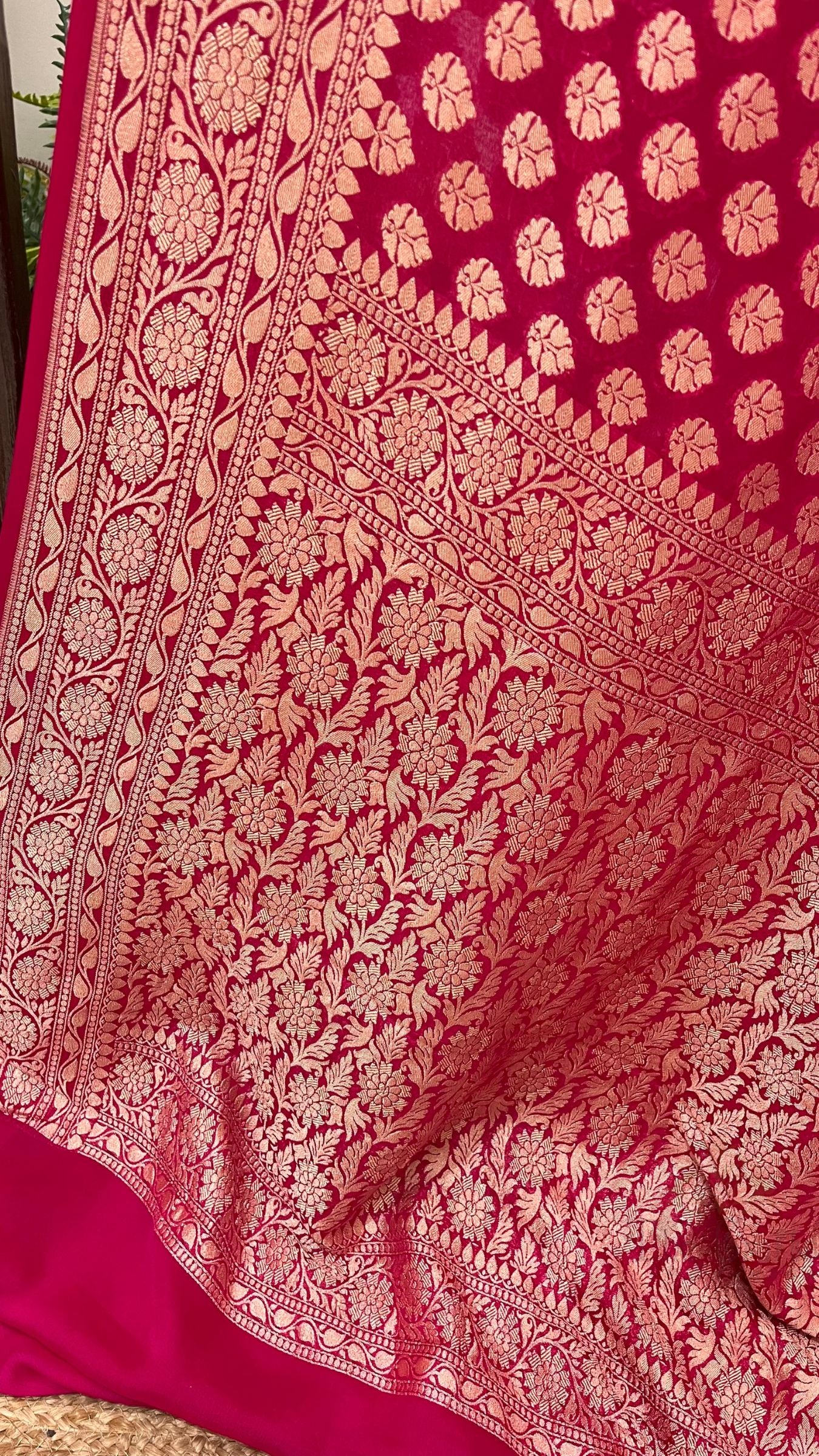 Khaddi Georgette Handloom Banarasi Saree