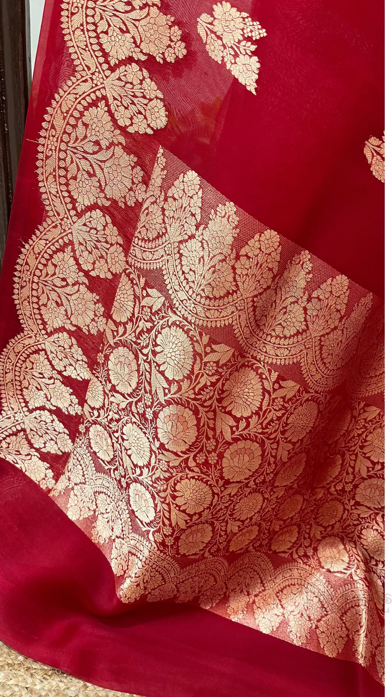 Pure Kora Silk Handloom Banarasi Saree