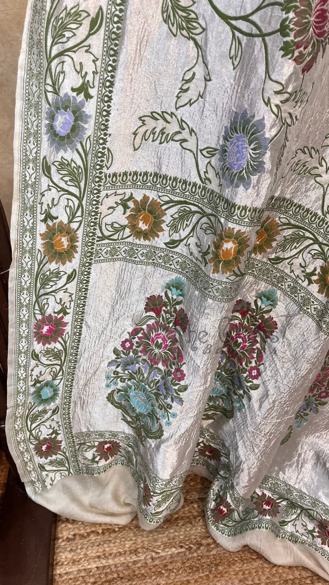 Pure Tussar Georgette Handloom Banarasi Saree - Brocade