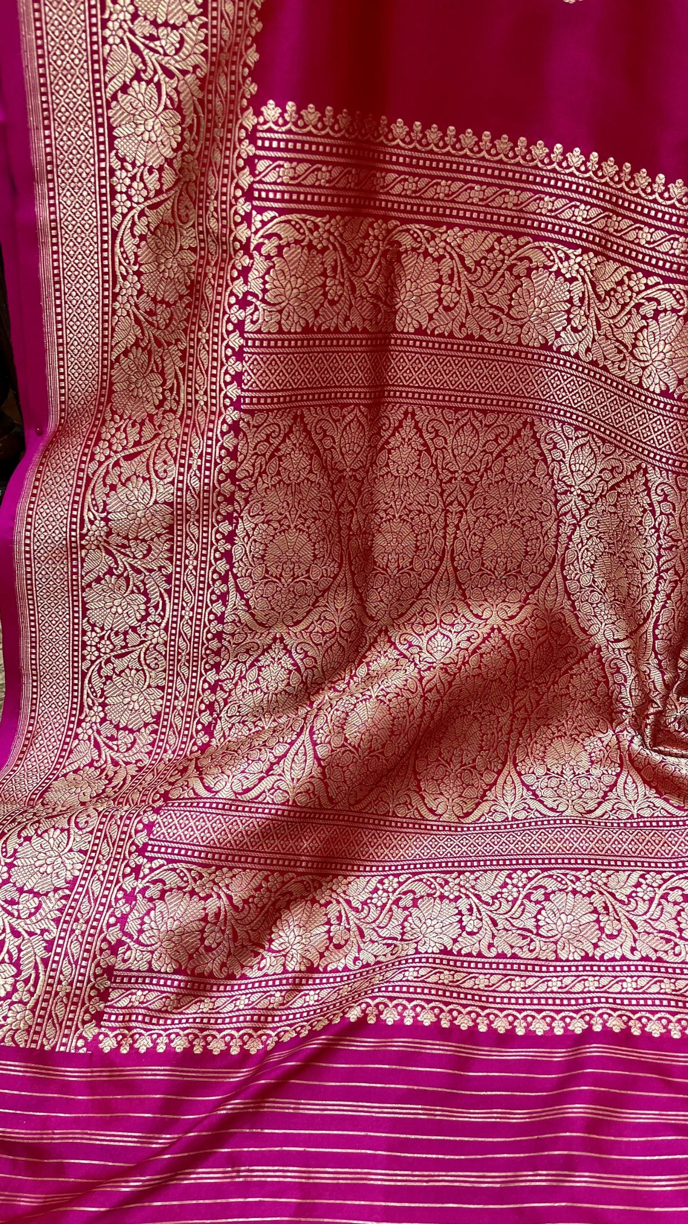 Pure Katan Silk Handloom Banarasi Saree - with kadhua zari work