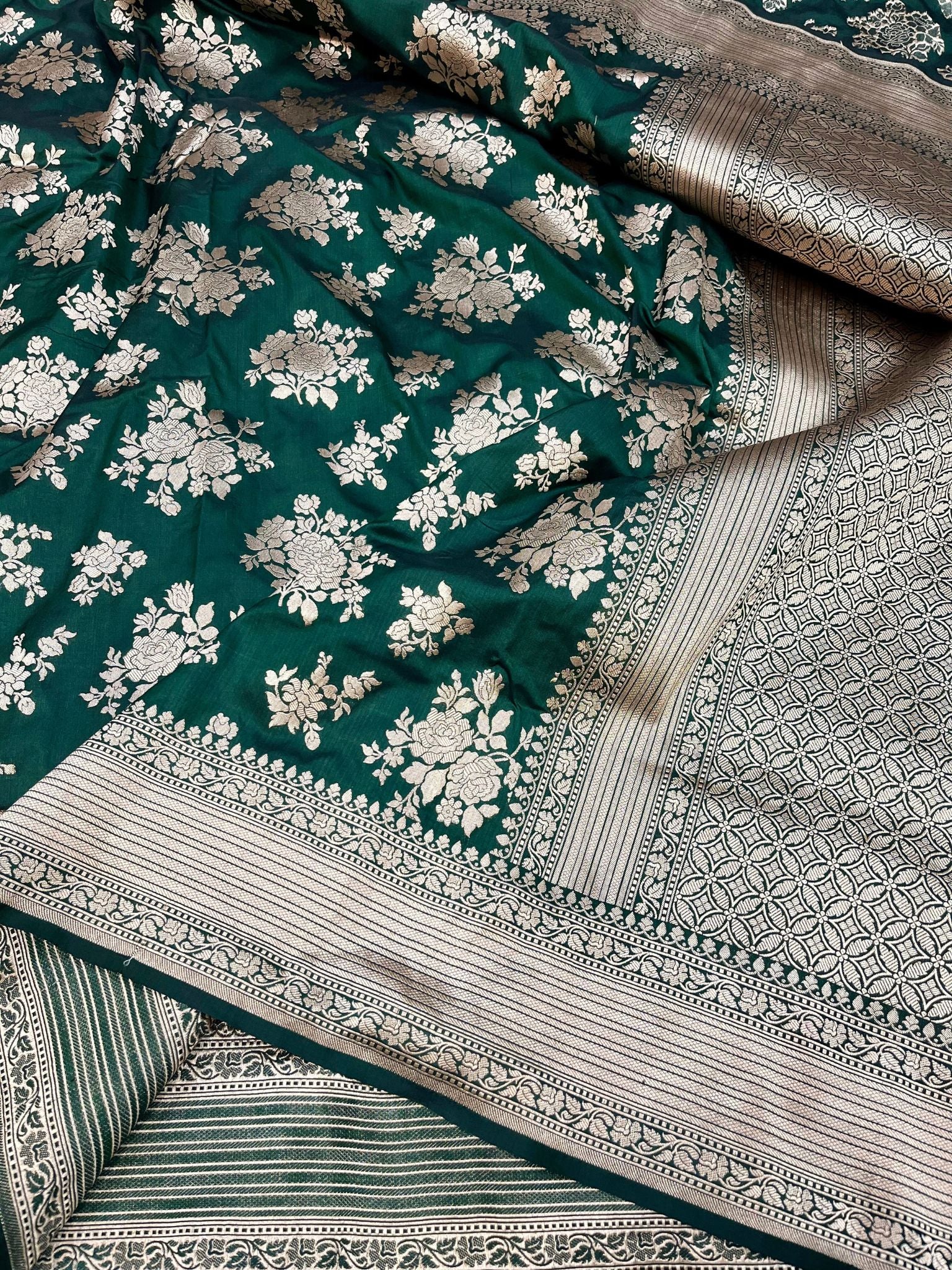 Pure Katan Silk Handloom Banarasi Saree - Jaal work