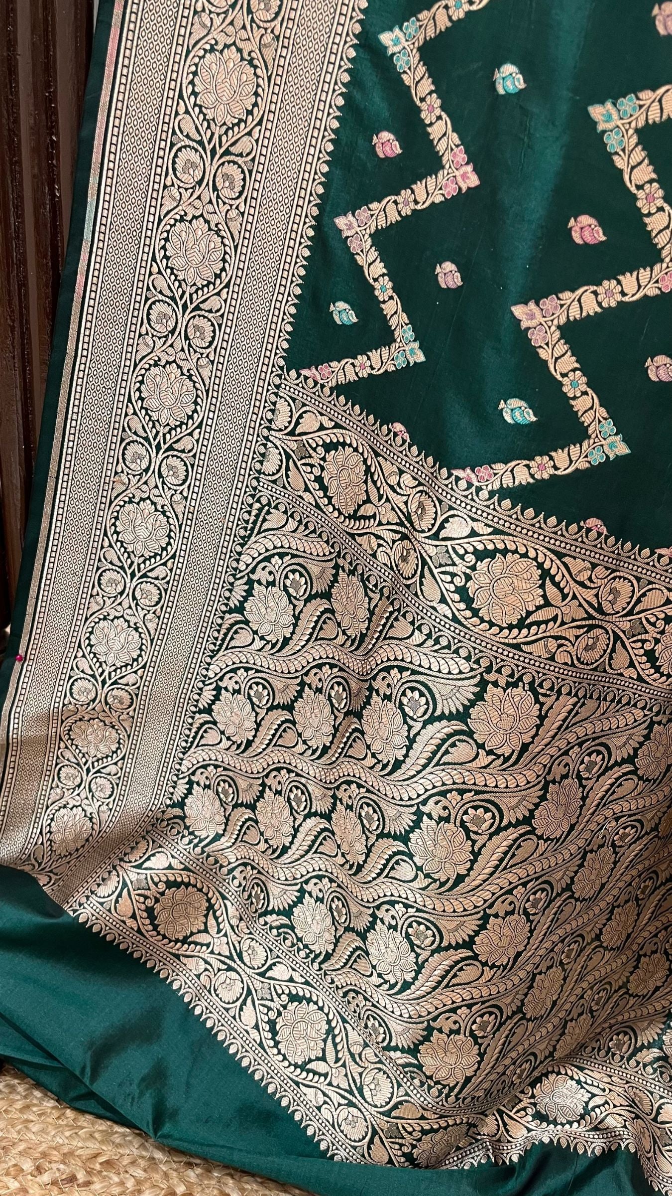 Pure Katan Silk Handloom Banarasi Saree - Jaal With Meenakari