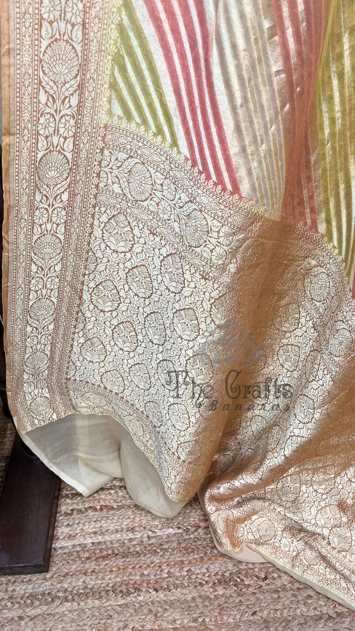 Khaddi Georgette Handloom Banarasi Saree