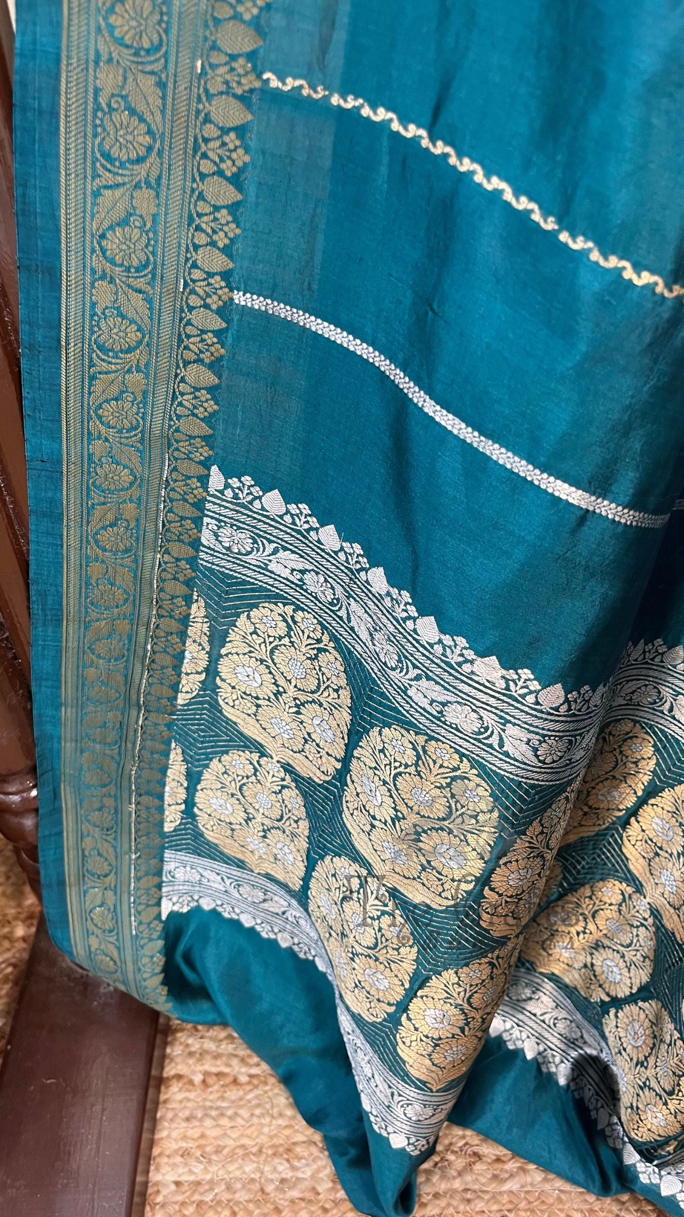 Pure Mango Silk Handloom Banarasi Saree