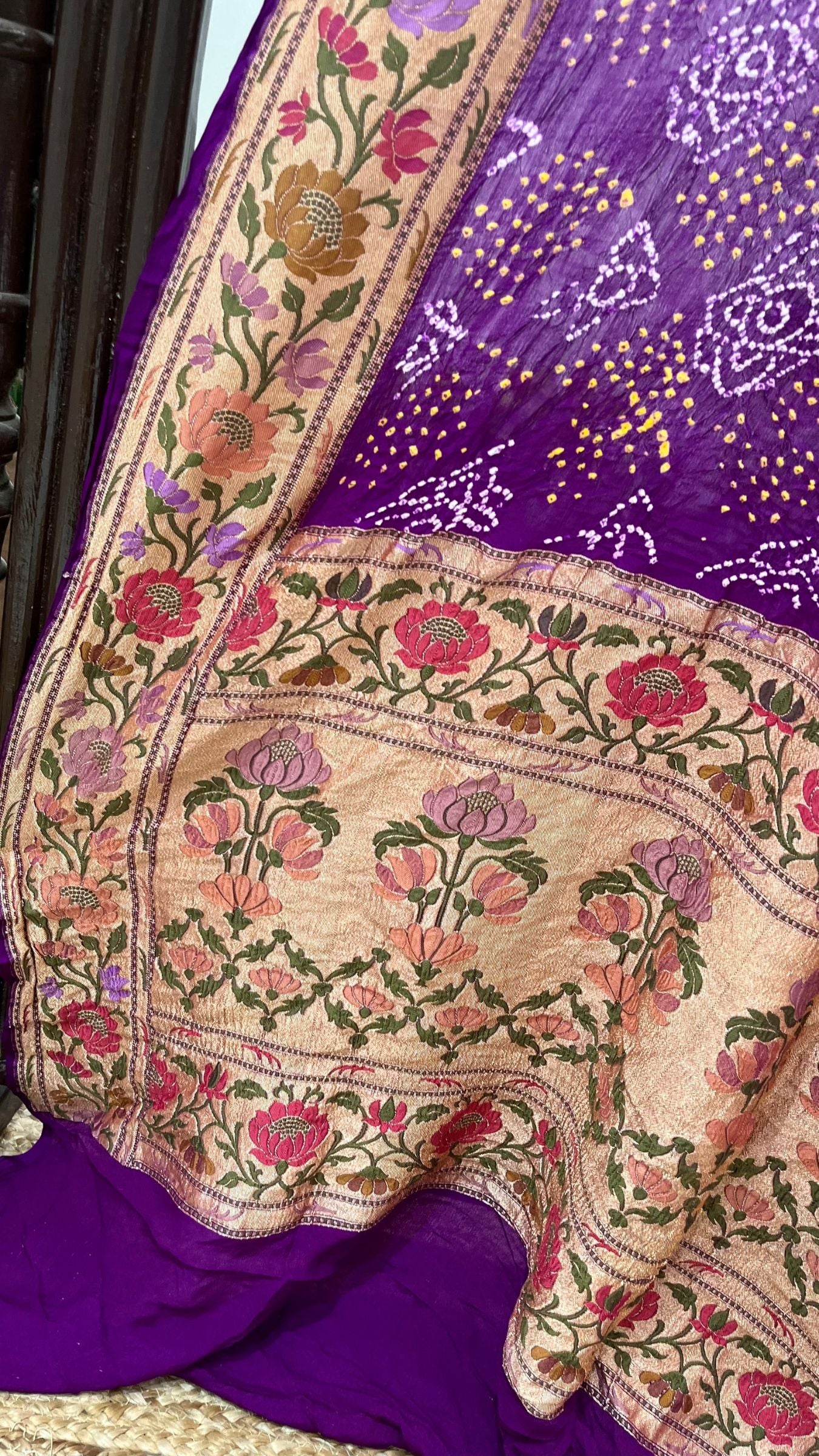 Khaddi Georgette Banarasi Handloom Bandhej Dupatta