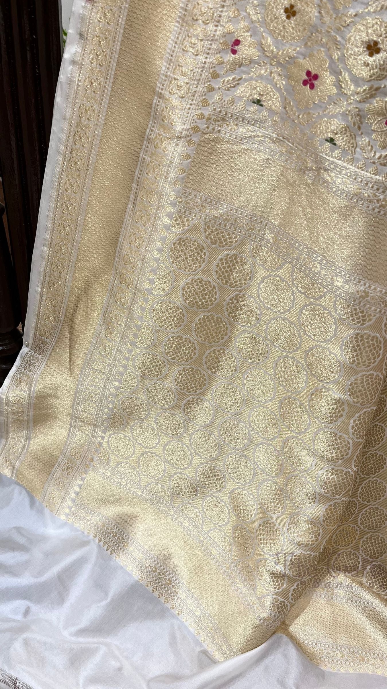Pure Katan Silk Handloom Banarasi Saree - Tanchui Brocade Meena