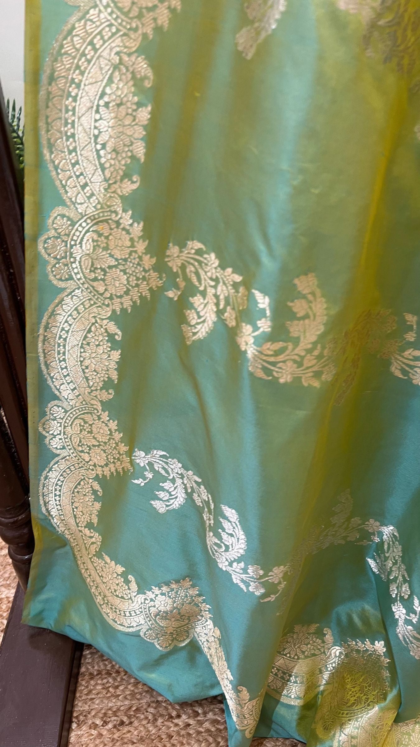 Pure Katan Silk Handloom Banarasi Saree - Sona roopa with kadhua work