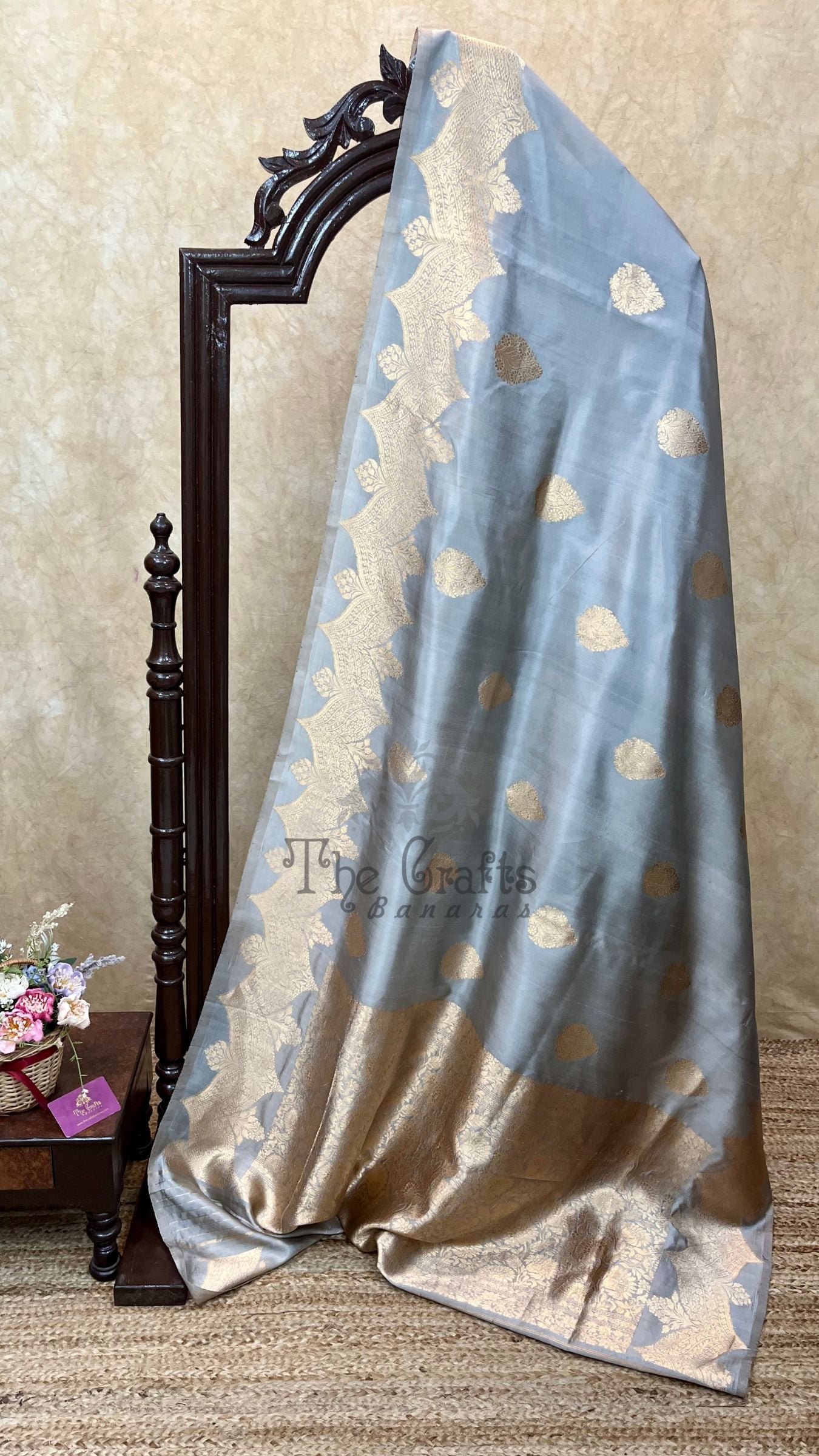 Pure  Mango Silk Handloom Banarasi Saree