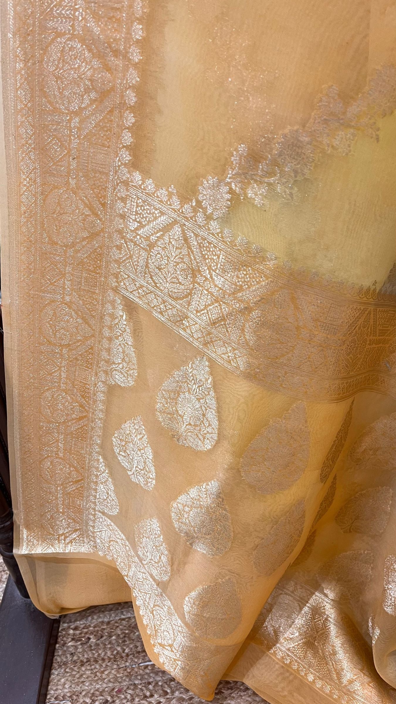 Pure Kora Silk Handloom Banarasi Saree