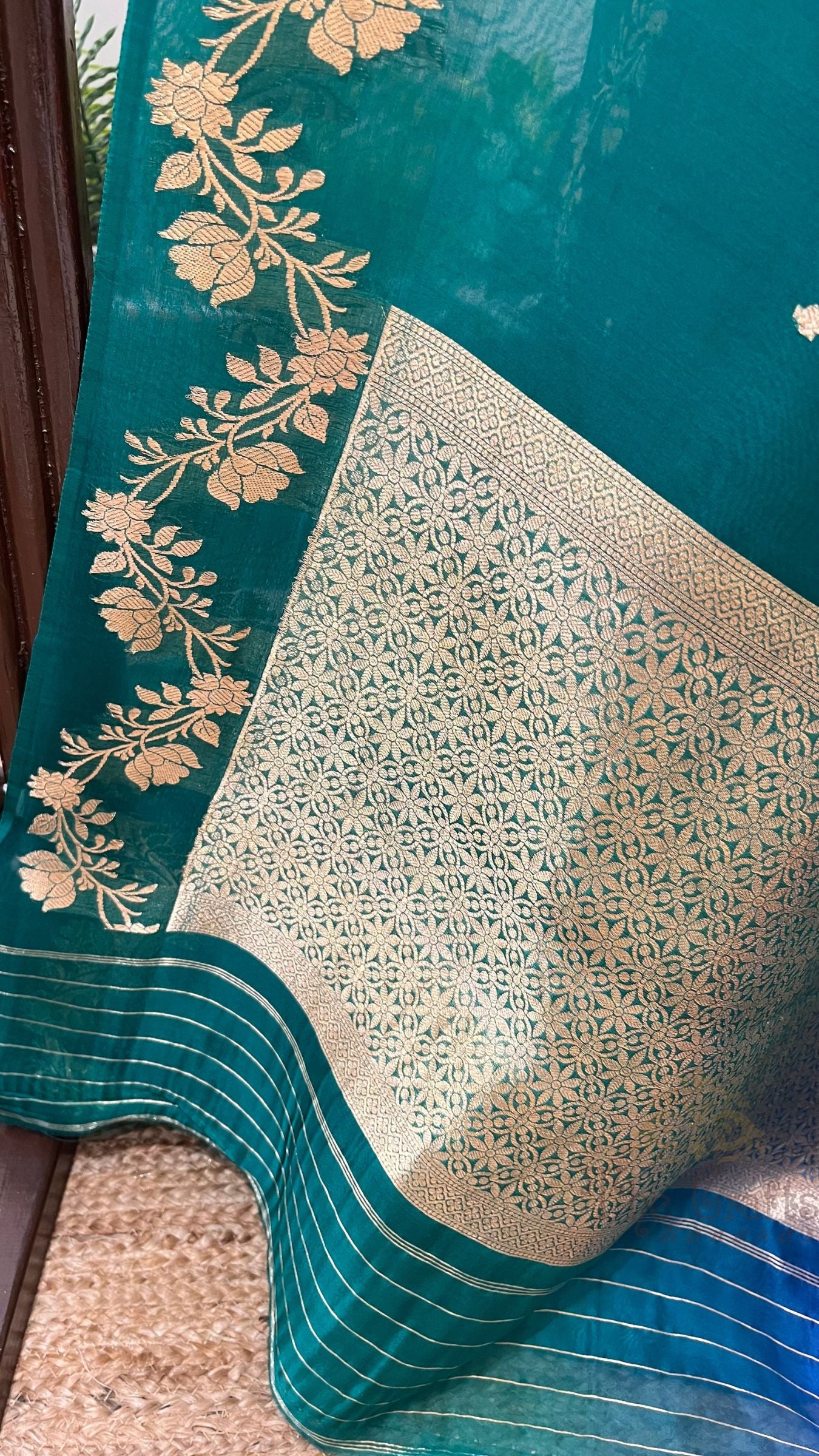 Pure Kora Silk Handloom Banarasi Saree