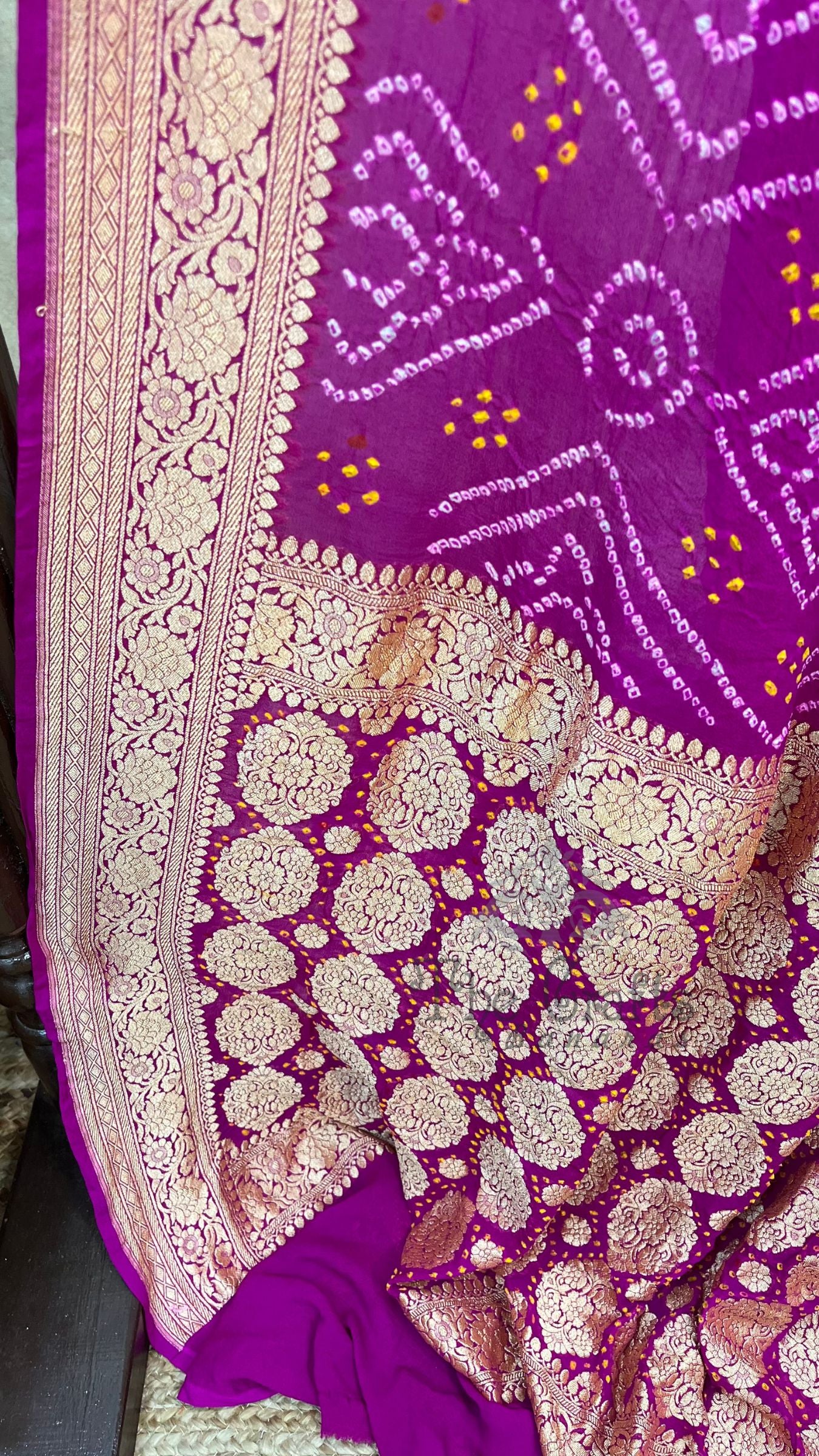Pure Georgette Banarasi Handloom Bandhej Saree