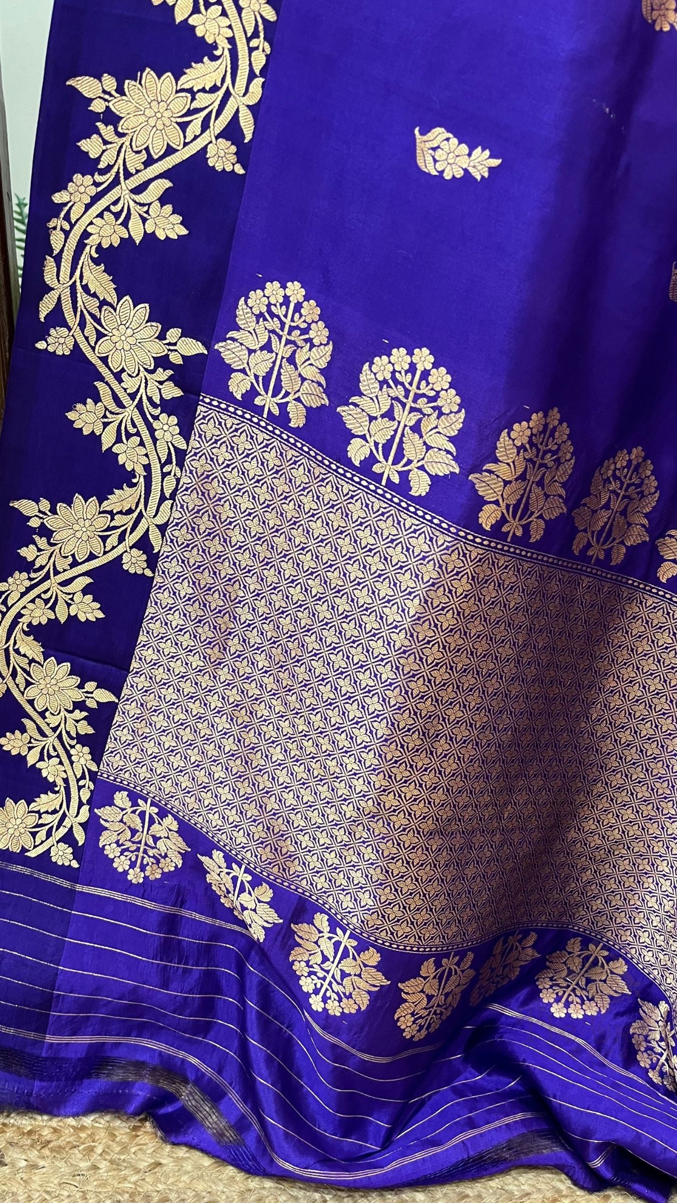 Pure Mango Silk Handloom Banarasi Saree