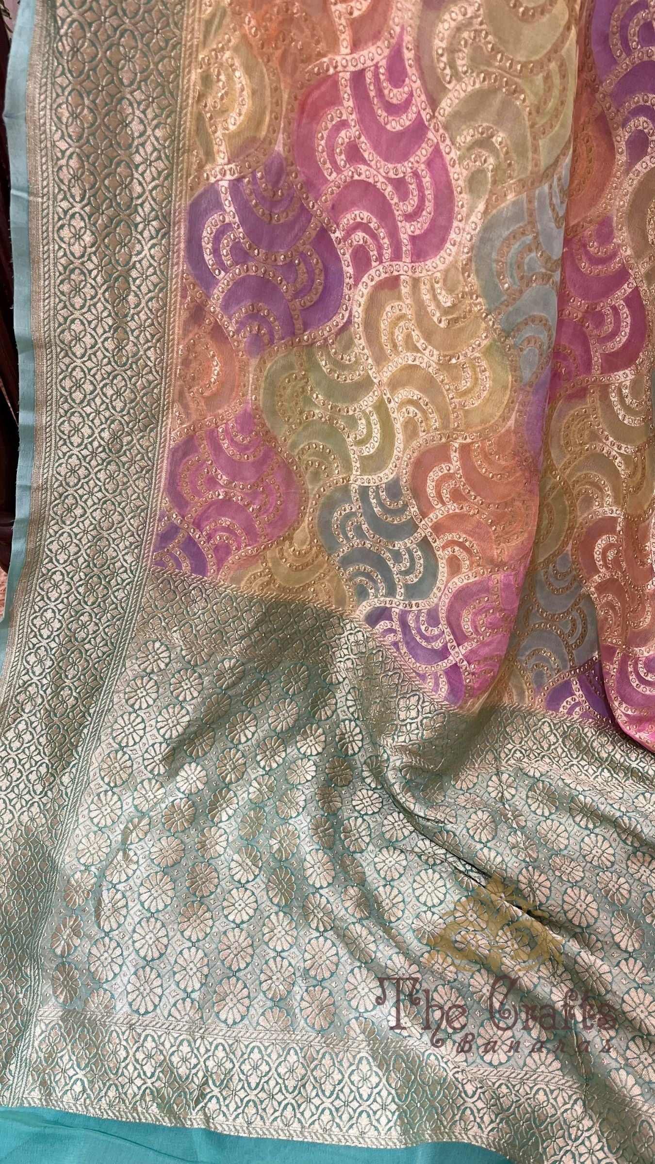 Khaddi Georgette Handloom Banarasi Saree