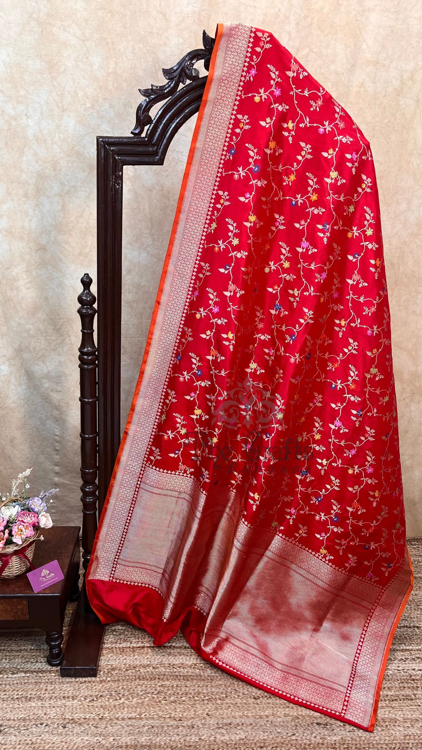 Pure Katan Silk Handloom Banarasi Saree - All Over Kadiyal Jaal Work