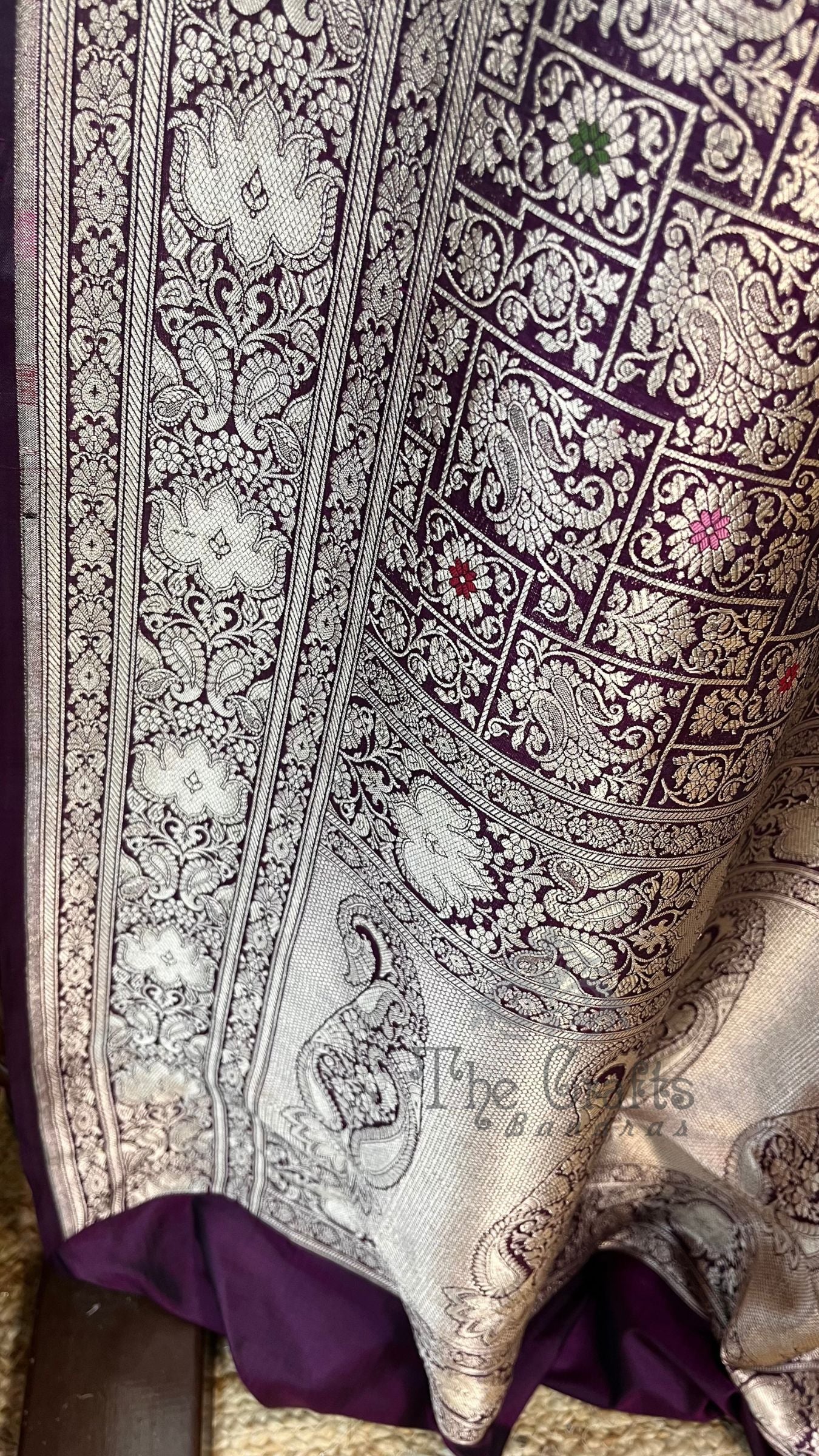 Pure Katan Silk Handloom Banarasi Saree - Tanchui Brocade Meena