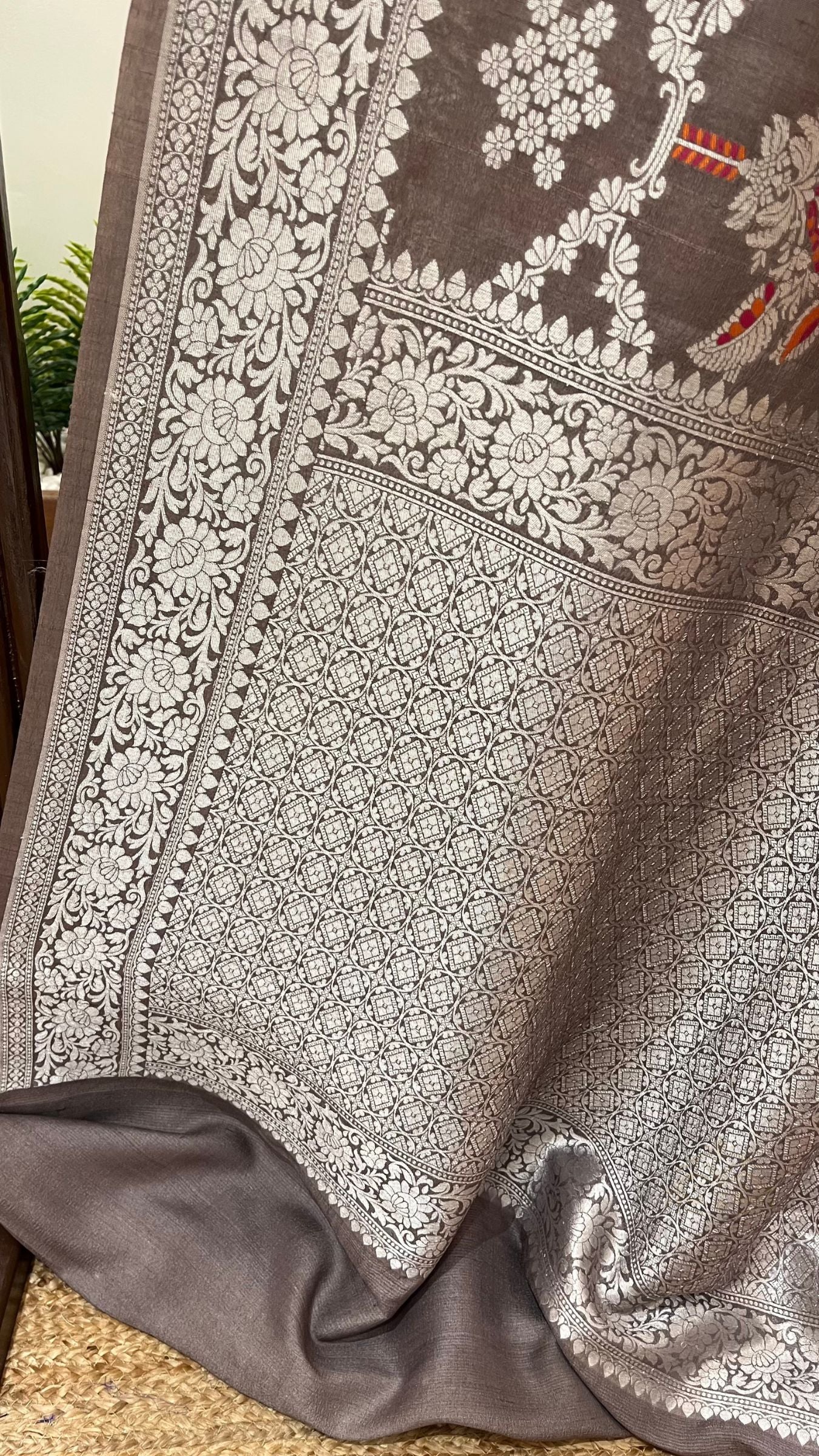 Khaddi Georgette Handloom Banarasi Saree - Jaal with Meenakari