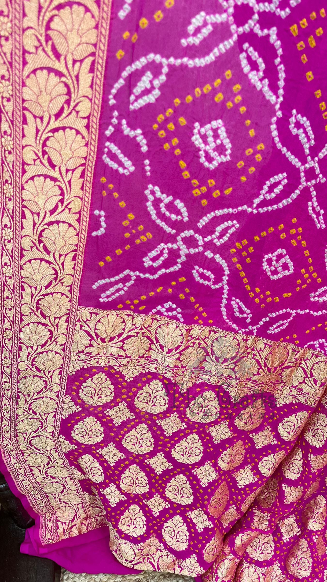 Pure Georgette Banarasi Handloom Bandhej Saree