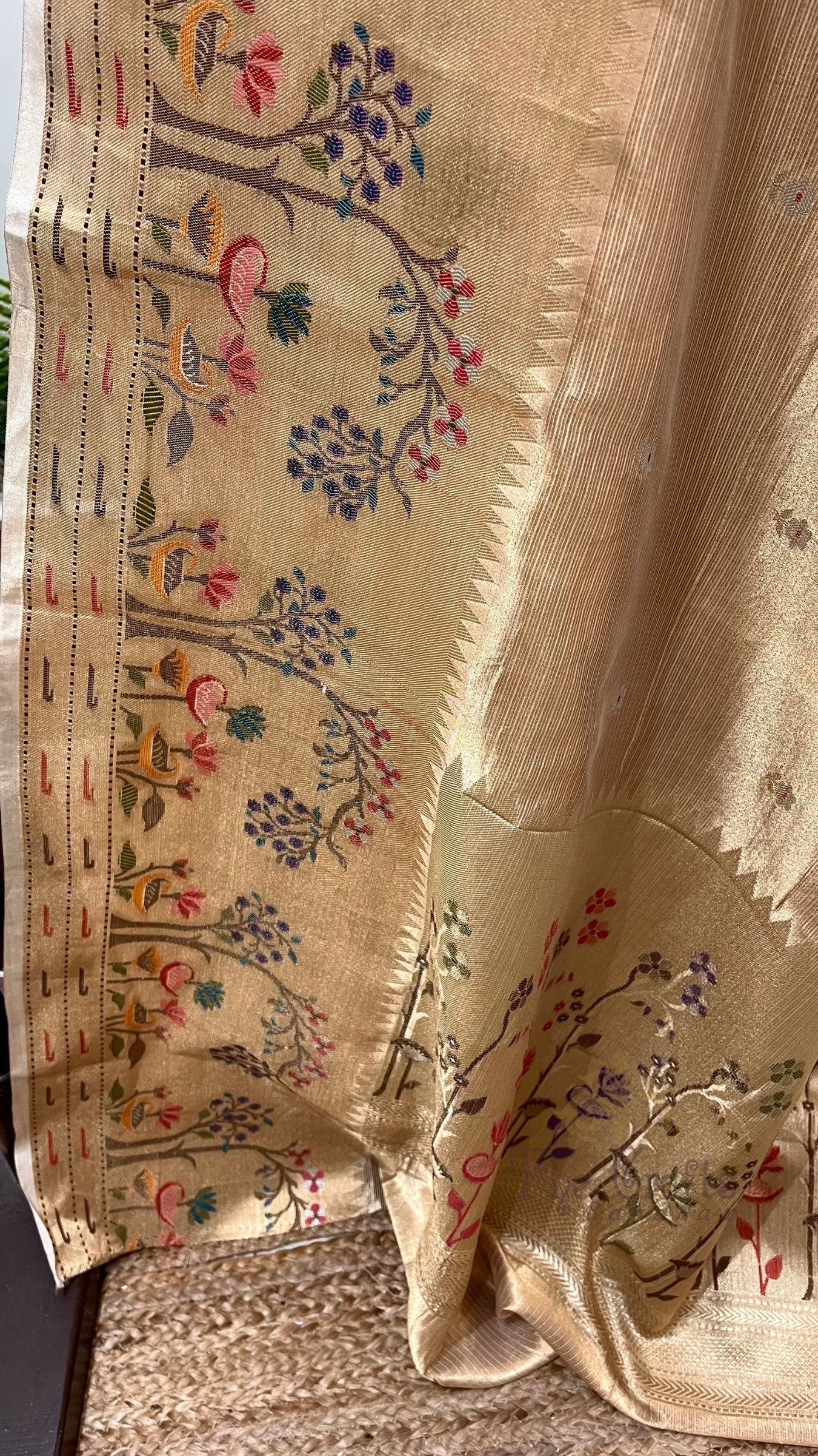 Pure Zari Kota Tissue Silk Handloom  Banarasi Saree - Meenakari
