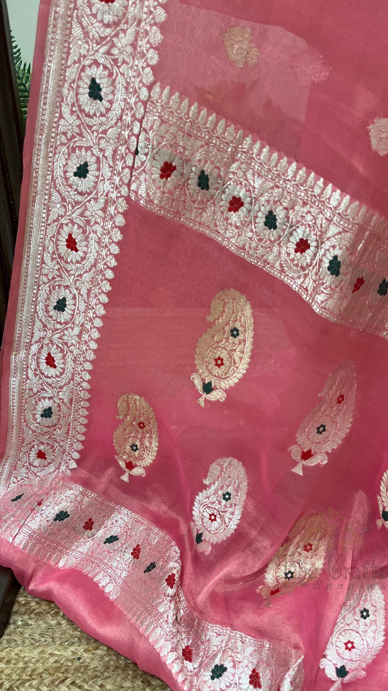 Tissue Georgette Handloom Banarasi Saree - with kadhua Meenakari Motifs
