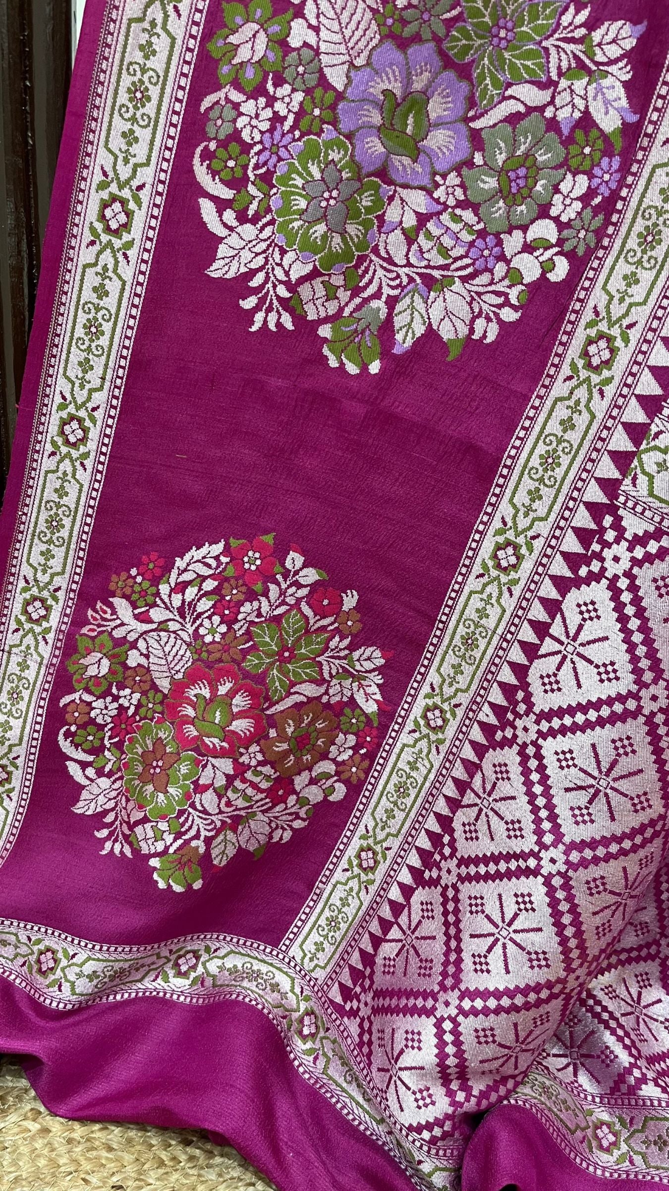 Tussar Georgette Handloom Banarasi Saree - Meenakari