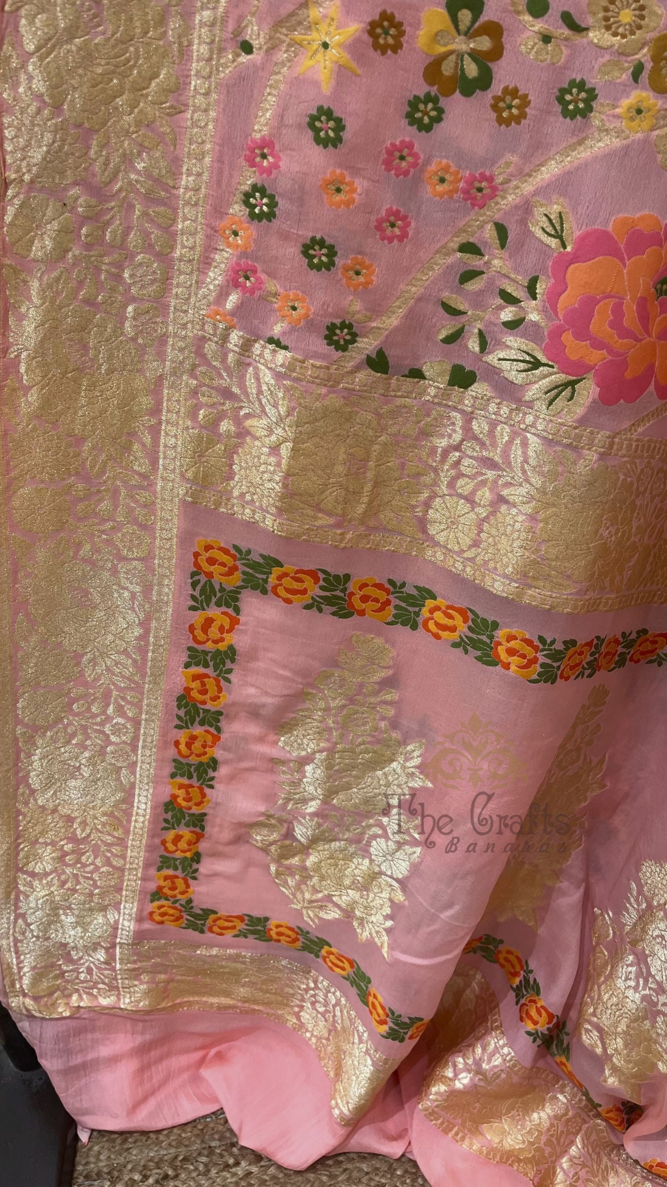 Tussar Georgette Handloom Banarasi Saree - Jaal with Tilfi Meenakari