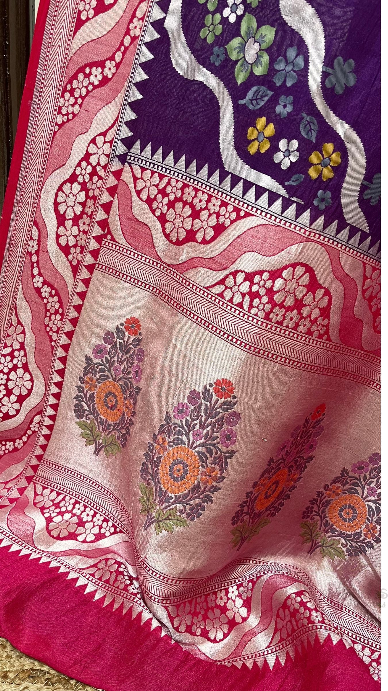 Tussar Georgette Handloom Banarasi Saree - Meenakari