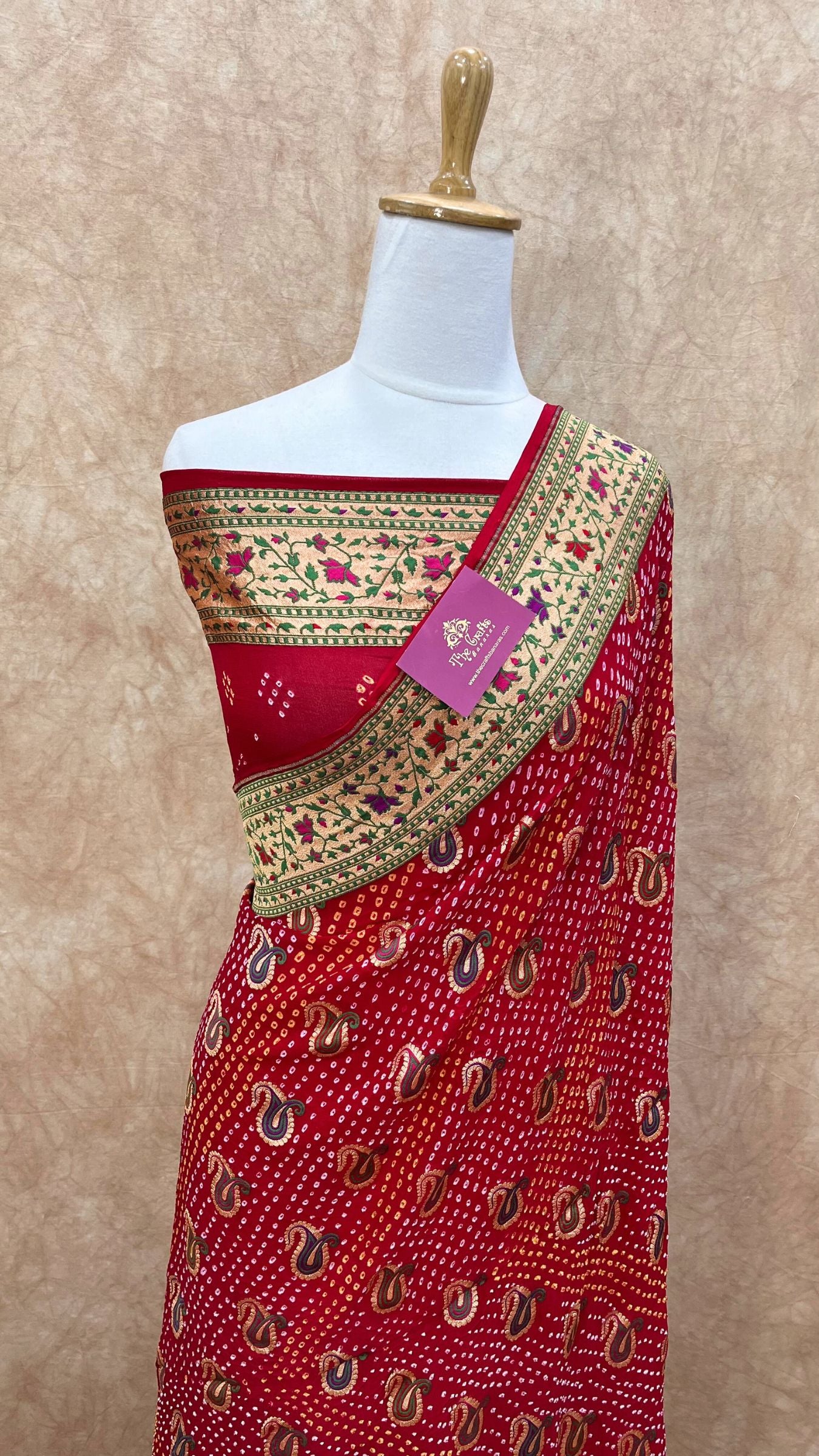 Pure Georgette Banarasi Handloom Bandhej Saree-With Meenakari Work