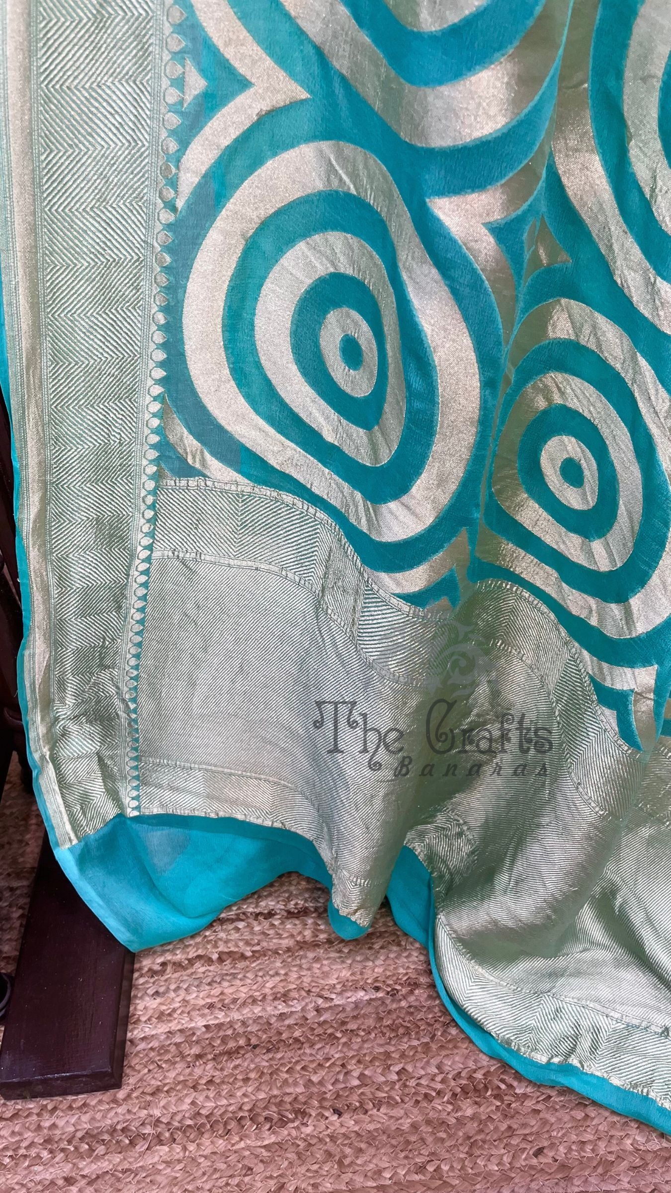 Khaddi Georgette Banarasi Saree - Water Zari