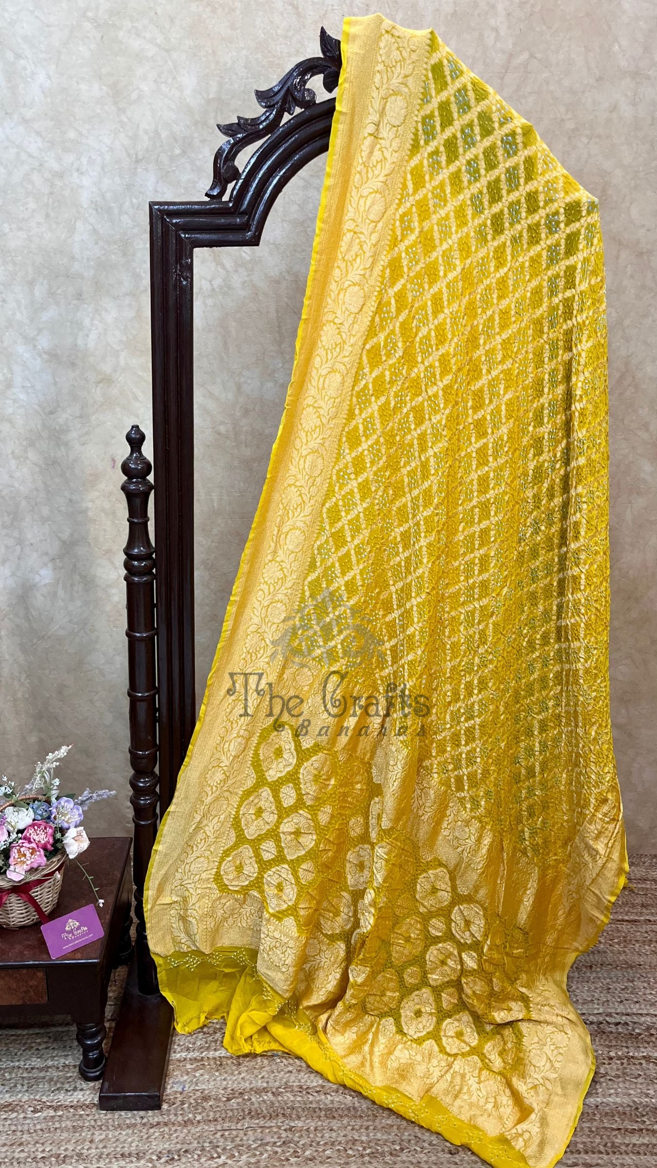 Pure Georgette Banarasi Handloom Bandhej Saree