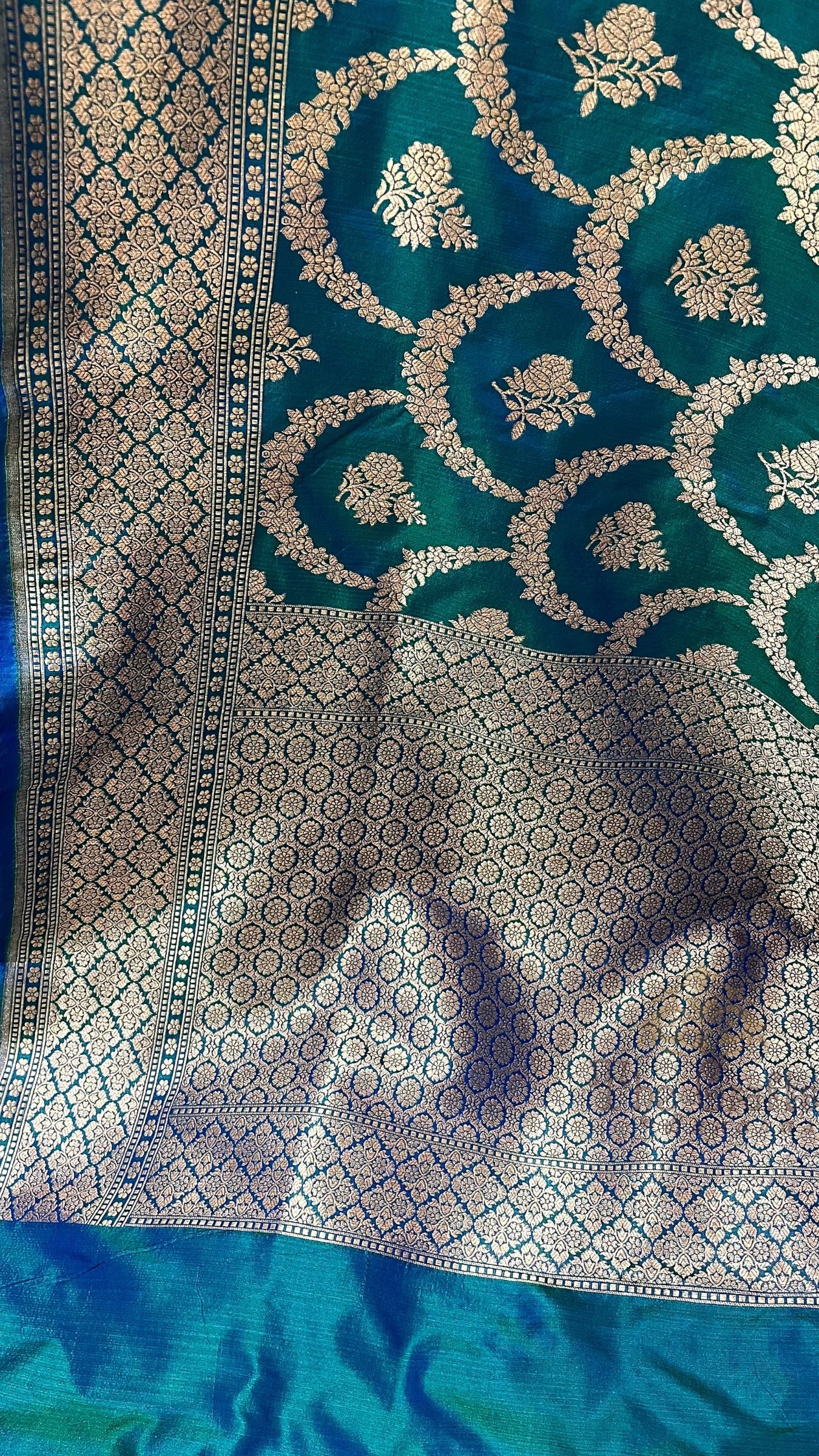Pure Katan Silk Handloom Banarasi Saree - Jaal work