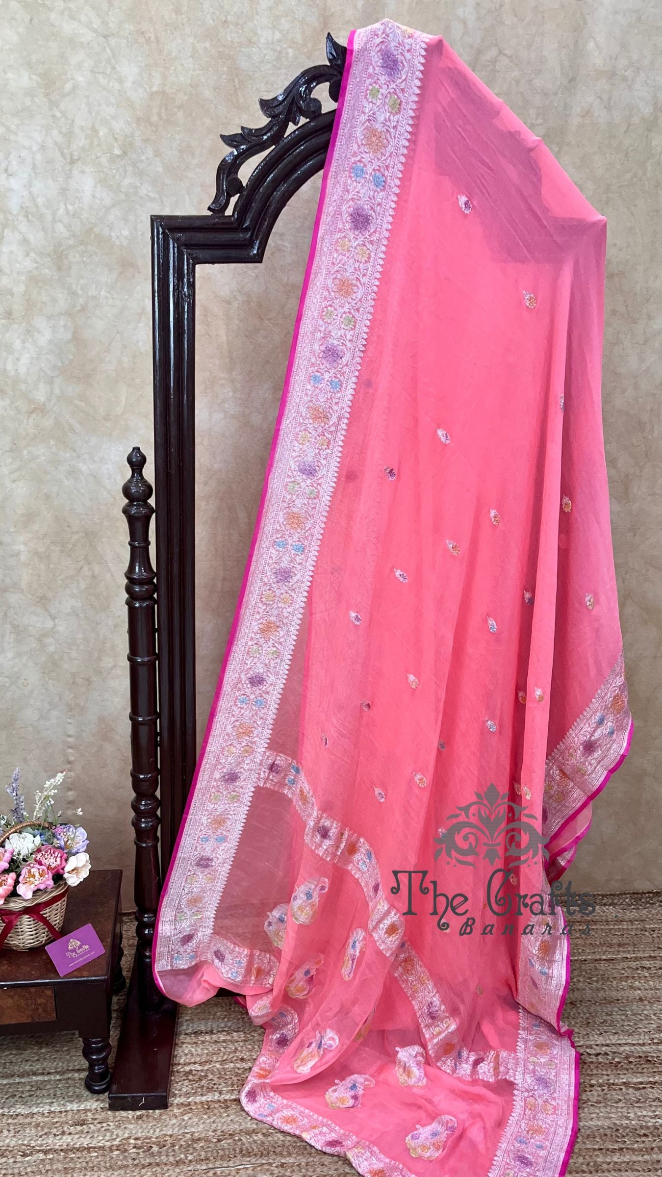 Pure Georgette Handloom Banarasi Saree - Silver Zari
