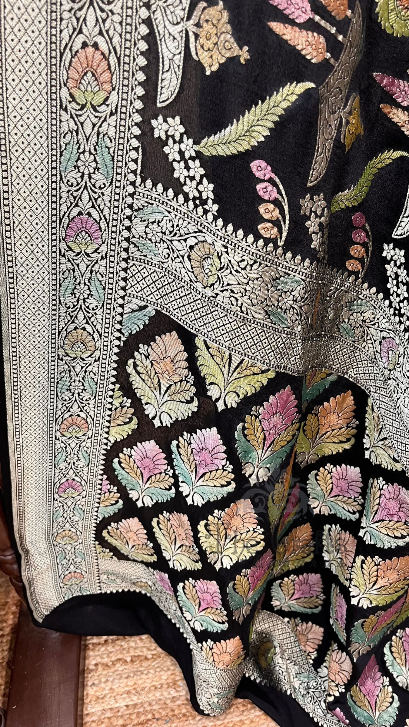 Khaddi Georgette Handloom Banarasi Saree